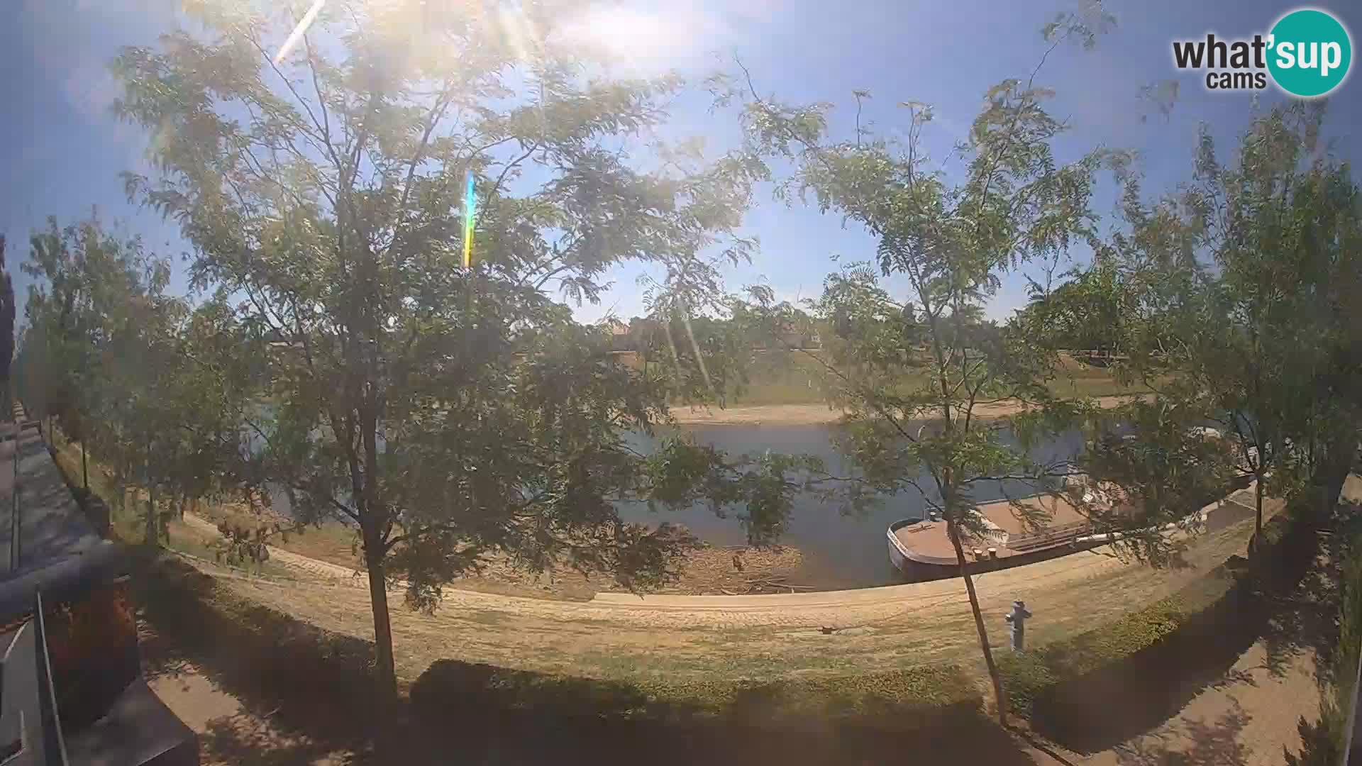 Sisak webcam en vivo Kolpa river view – Croacia
