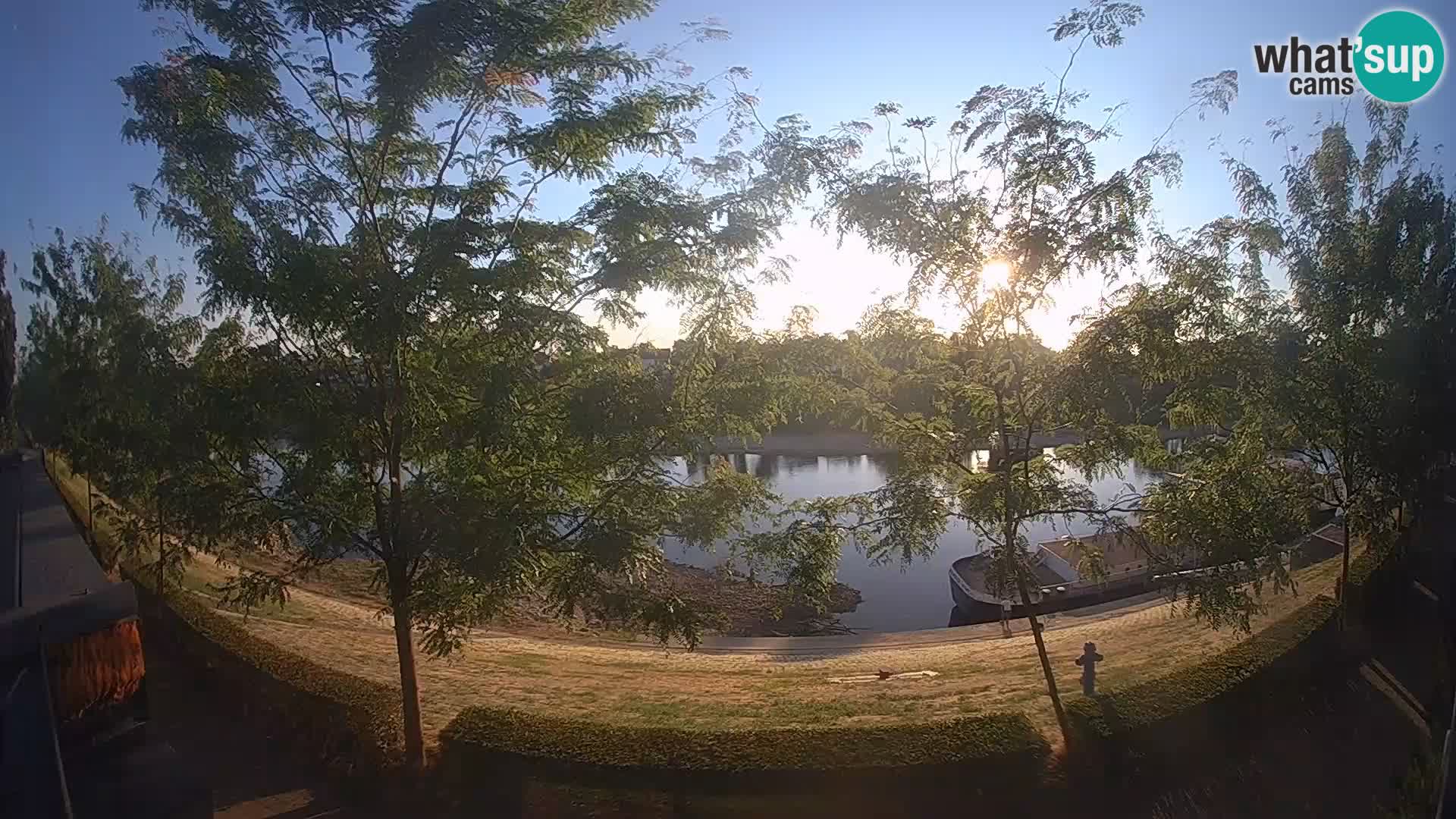 Sisak live webcam pogled na reku Kolpu
