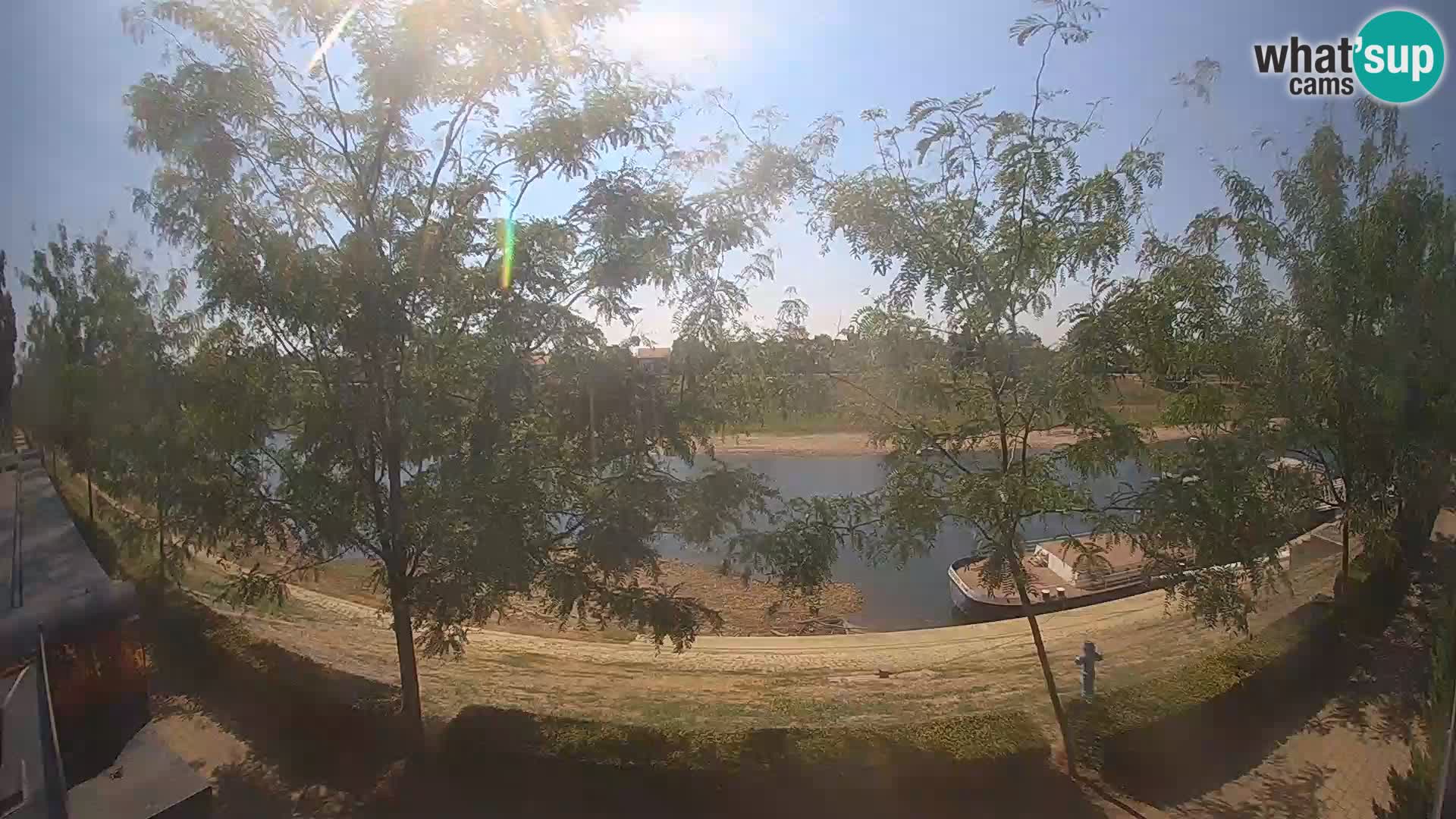 Sisak live webcam pogled na reku Kolpu