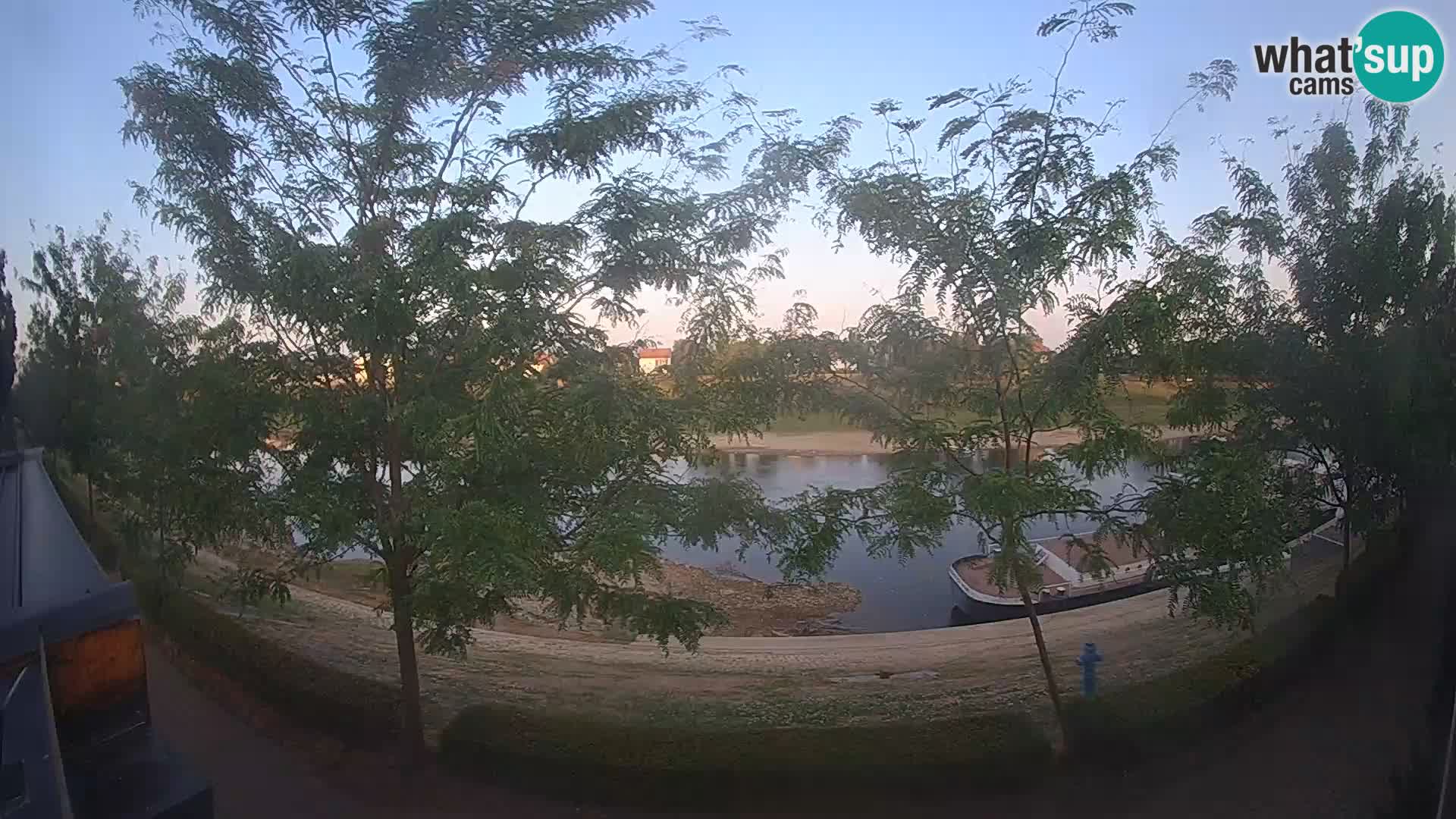 Sisak live webcam pogled na reku Kolpu