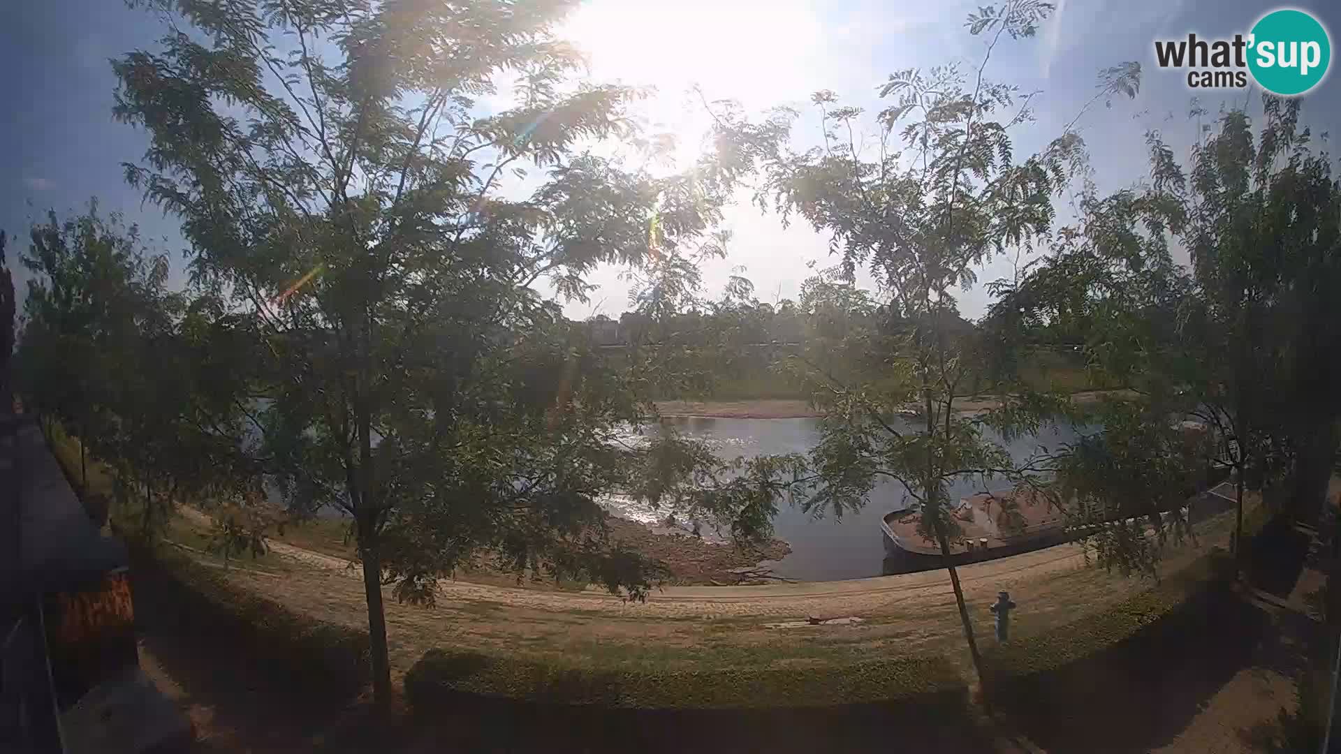 Sisak webcam en vivo Kolpa river view – Croacia