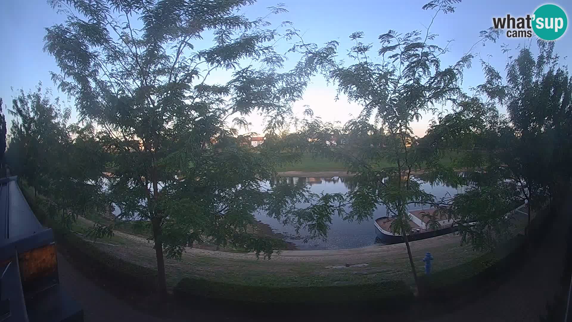 Sisak webcam en vivo Kolpa river view – Croacia