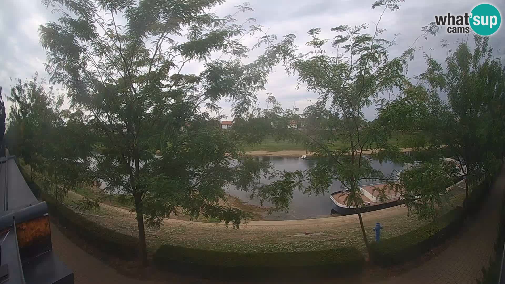 Sisak webcam en vivo Kolpa river view – Croacia