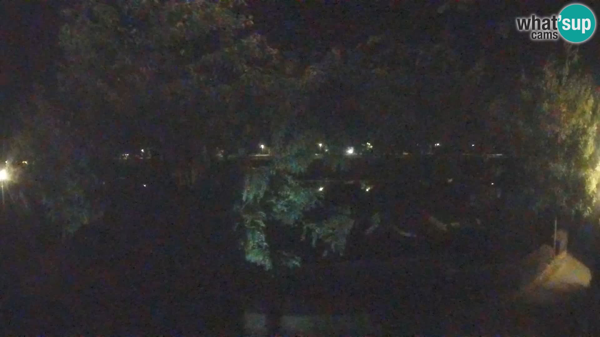Sisak webcam en vivo Kolpa river view – Croacia