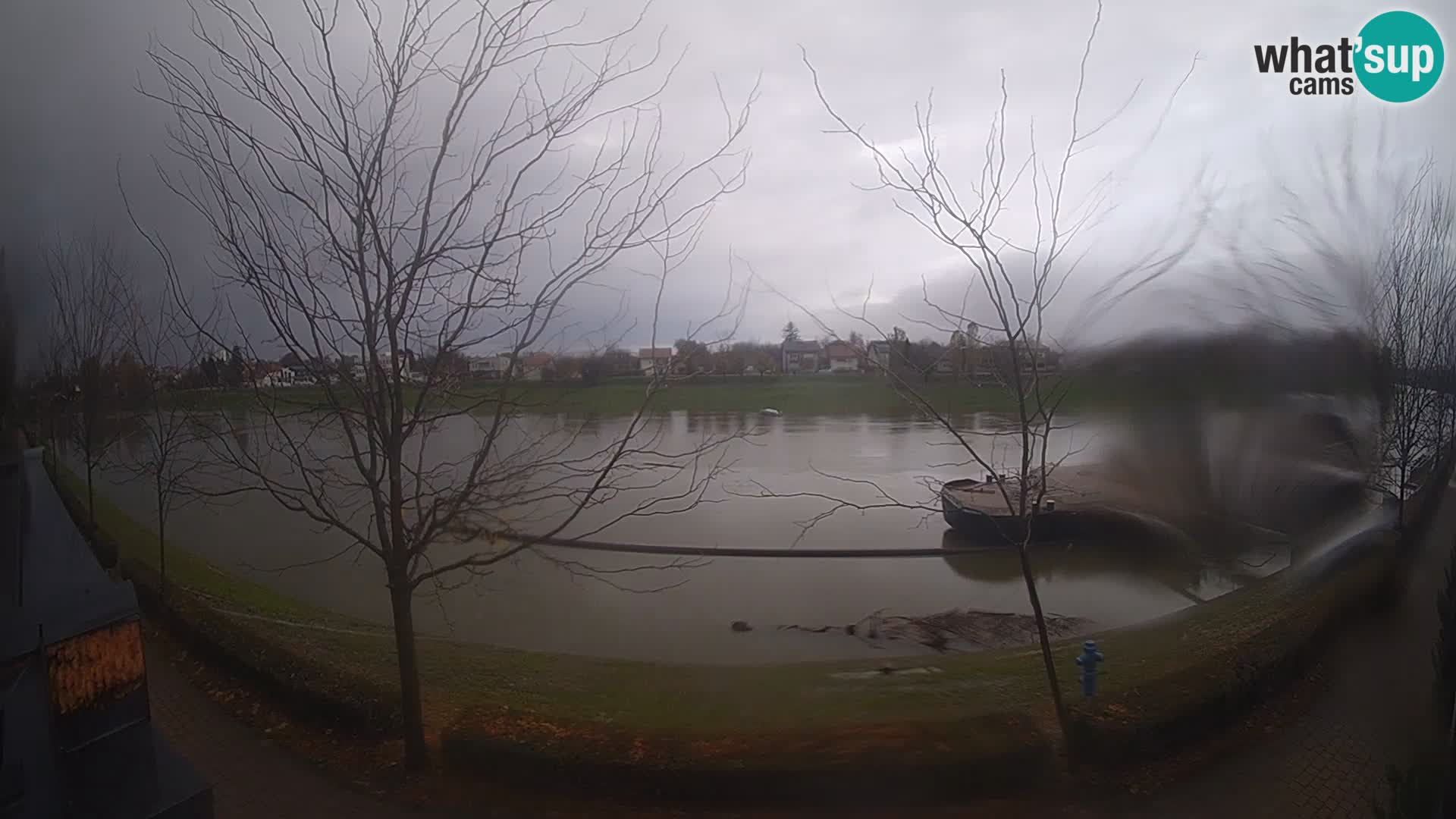 Sisak webcam en vivo Kolpa river view – Croacia