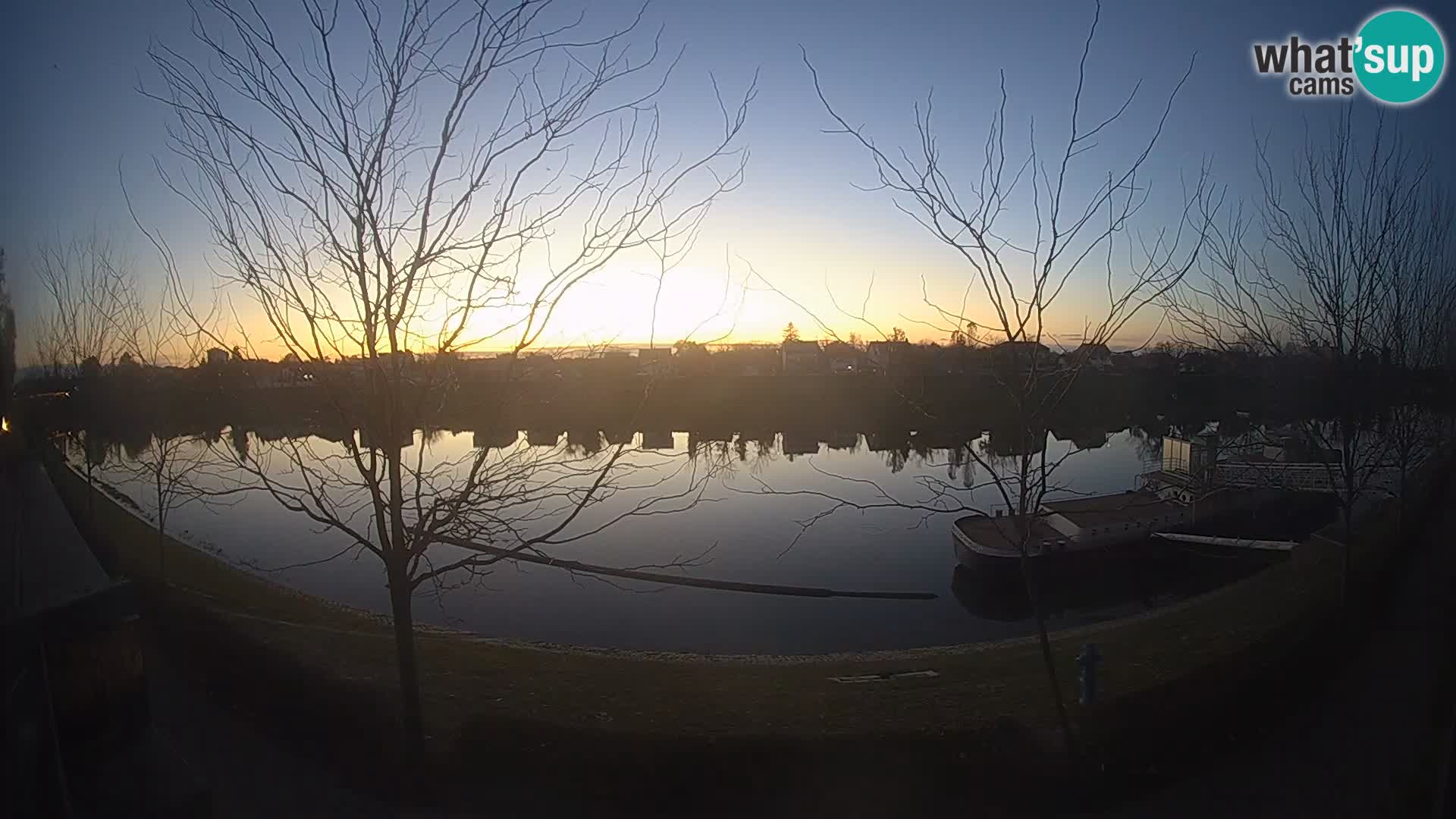 Sisak live webcam pogled na reku Kolpu