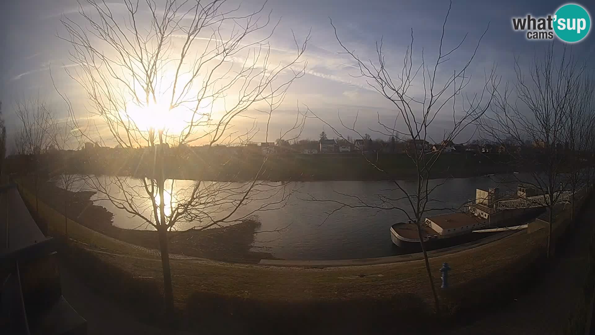 Sisak live webcam pogled na reku Kolpu