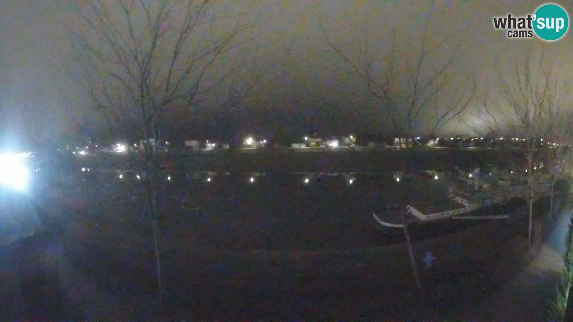 Sisak spletna kamera v živo Pogled na reko Kolpo – Hrvaška