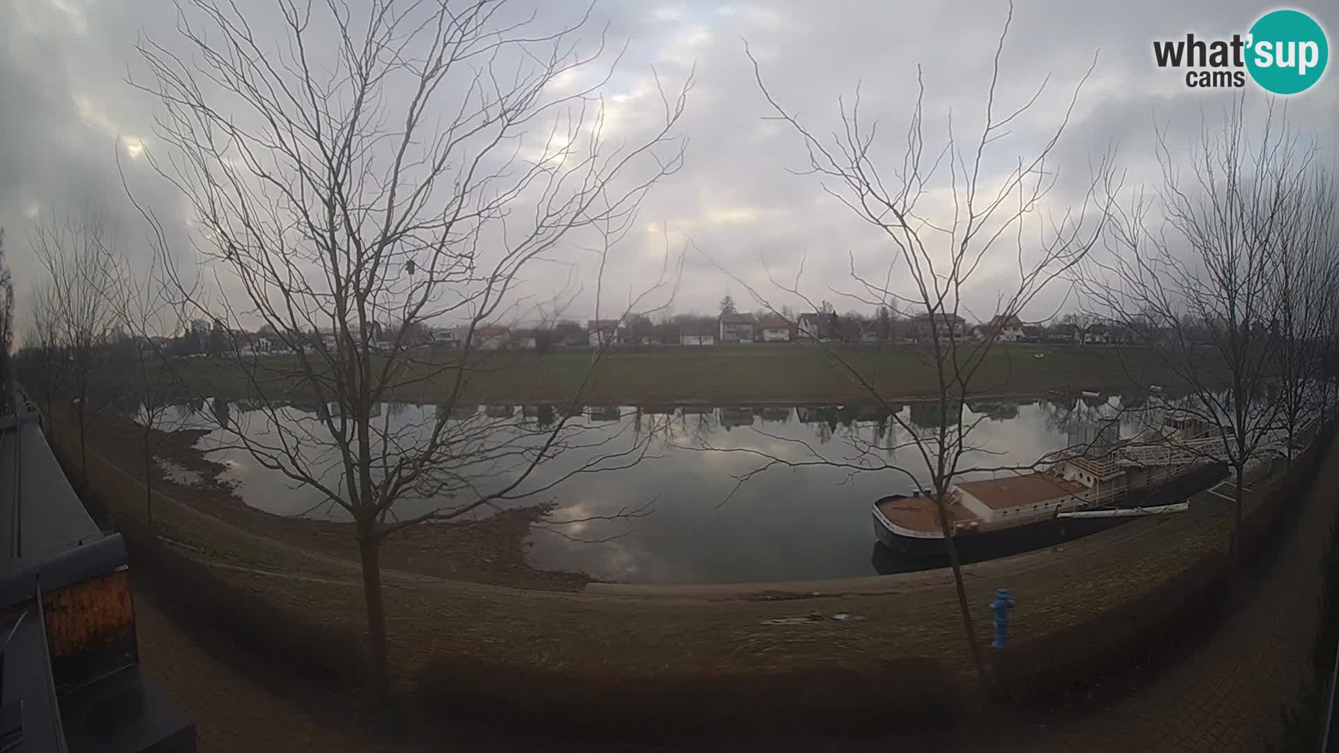 Sisak webcam en vivo Kolpa river view – Croacia