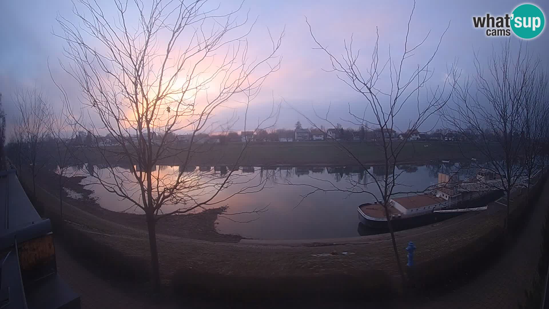 Sisak webcam en vivo Kolpa river view – Croacia