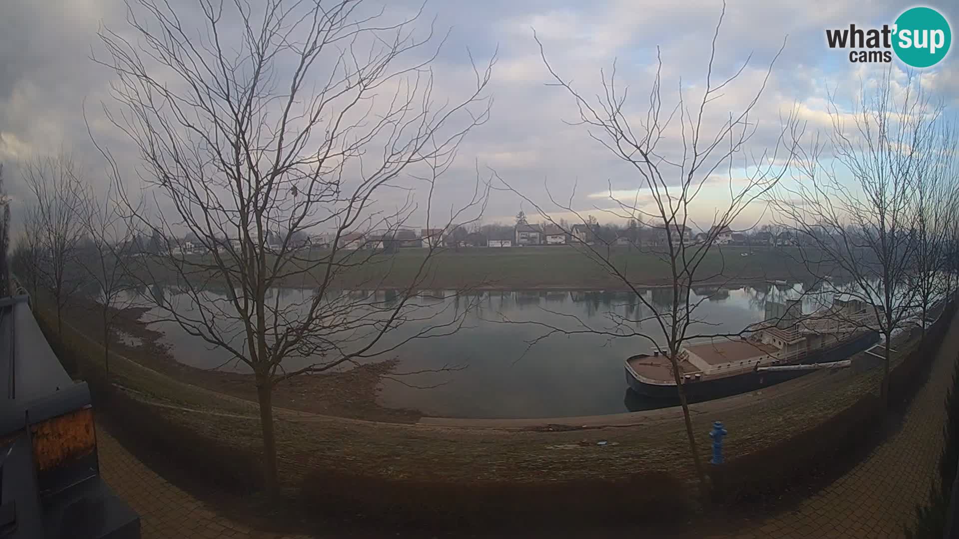 Sisak live webcam Kolpa river view – Croatia