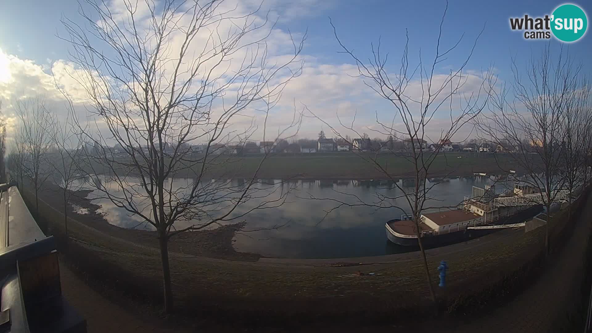Sisak live webcam Kolpa river view – Croatia