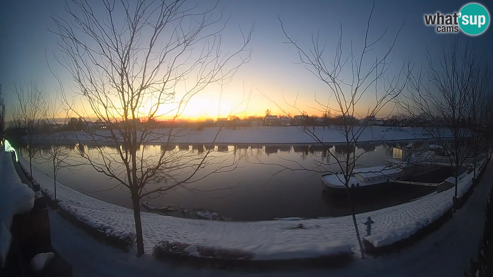 Sisak live webcam pogled na reku Kolpu