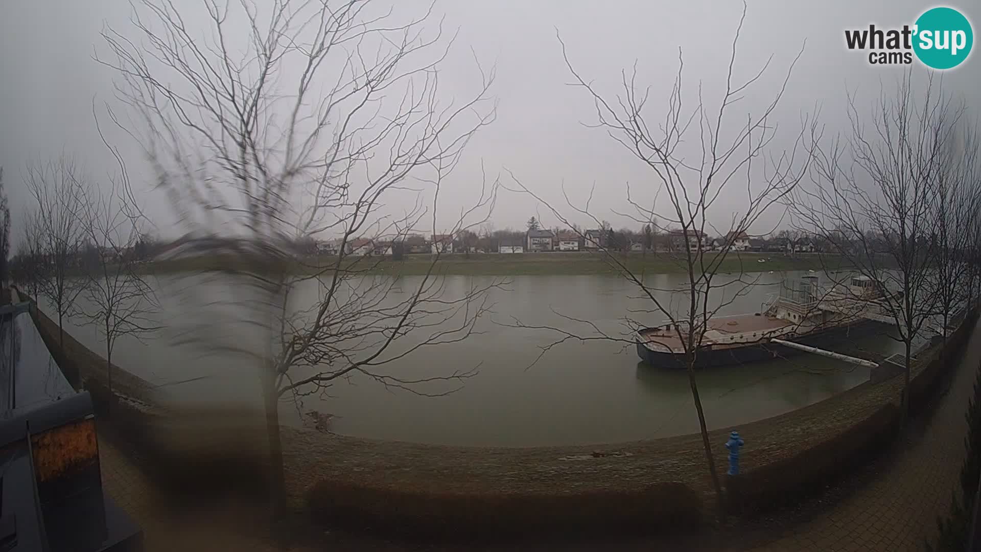 Sisak live webcam pogled na reku Kolpu