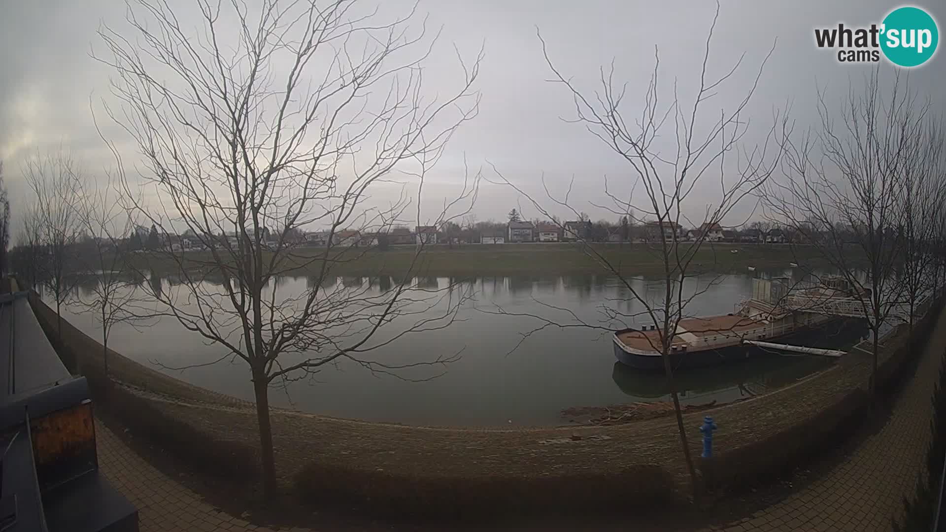 Sisak webcam en vivo Kolpa river view – Croacia