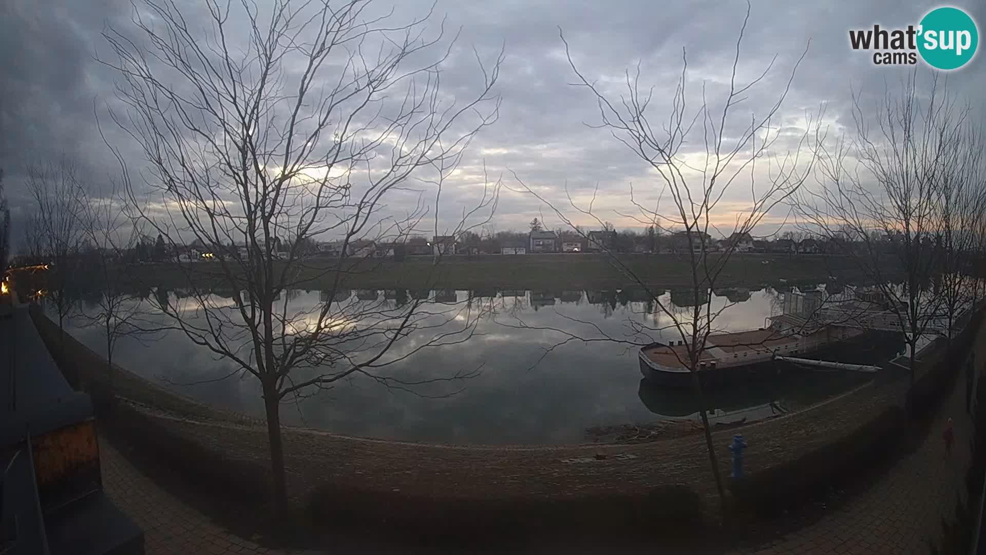 Sisak live webcam Kolpa river view – Croatia