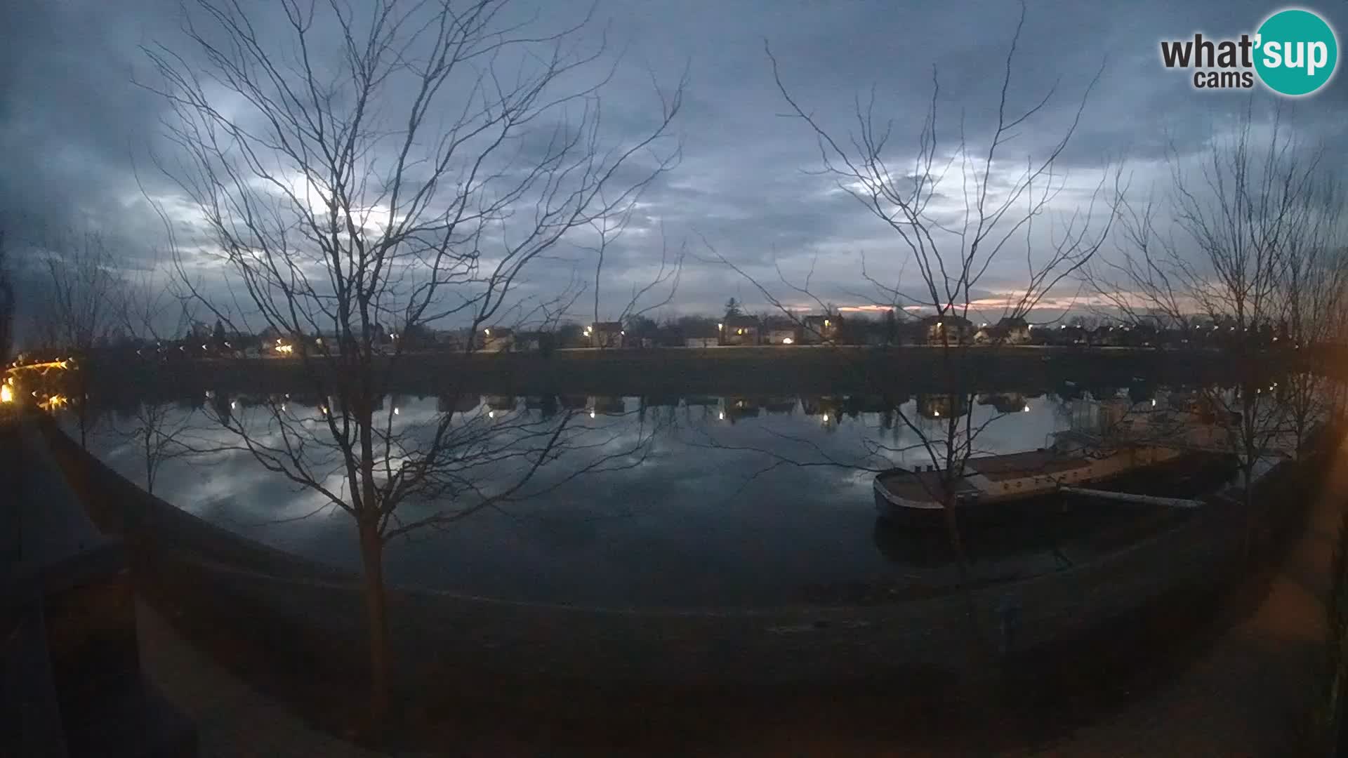 Sisak Live-Webcam Blick auf den Fluss Kolpa – Kroatien
