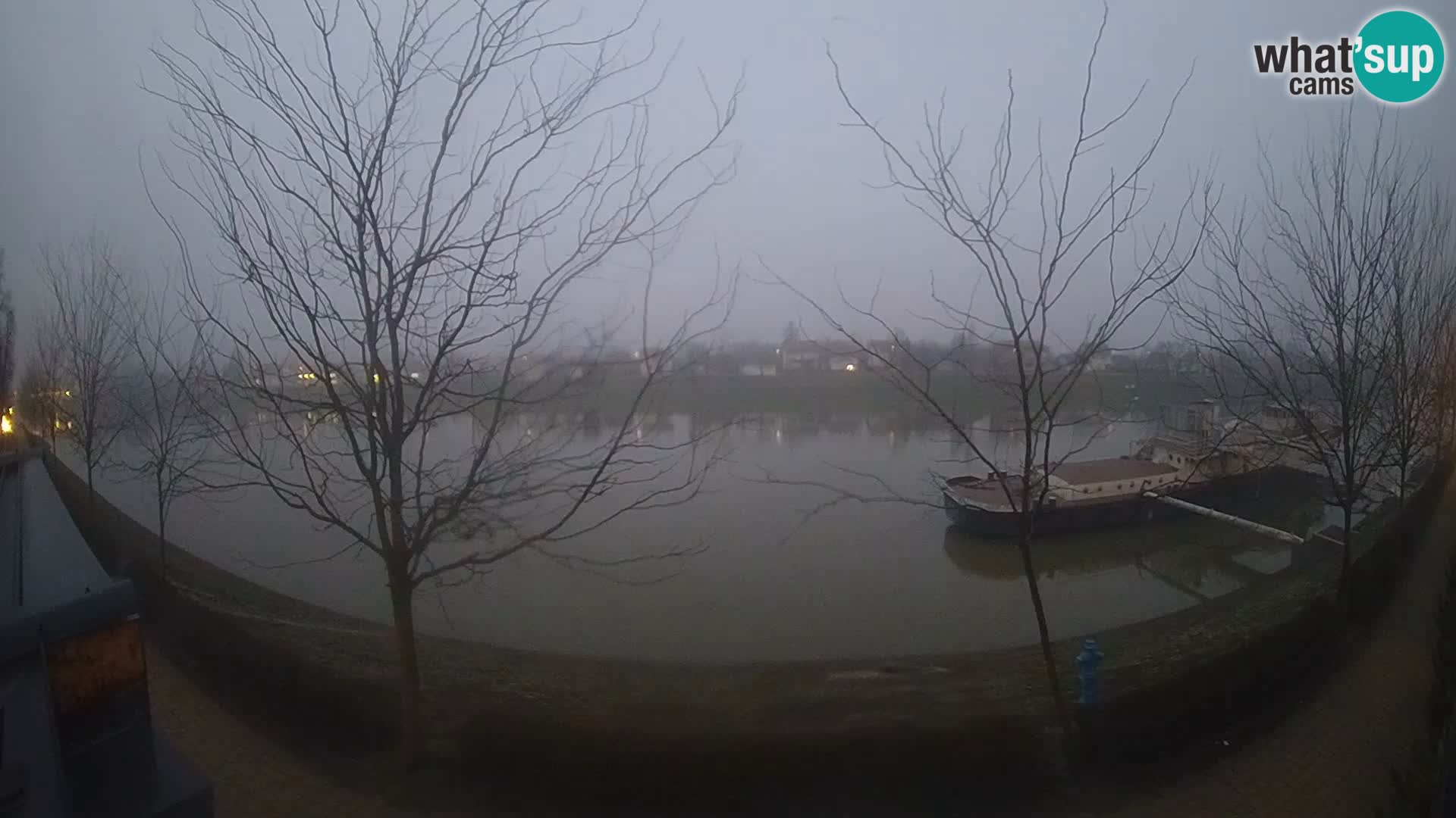 Sisak live webcam pogled na reku Kolpu