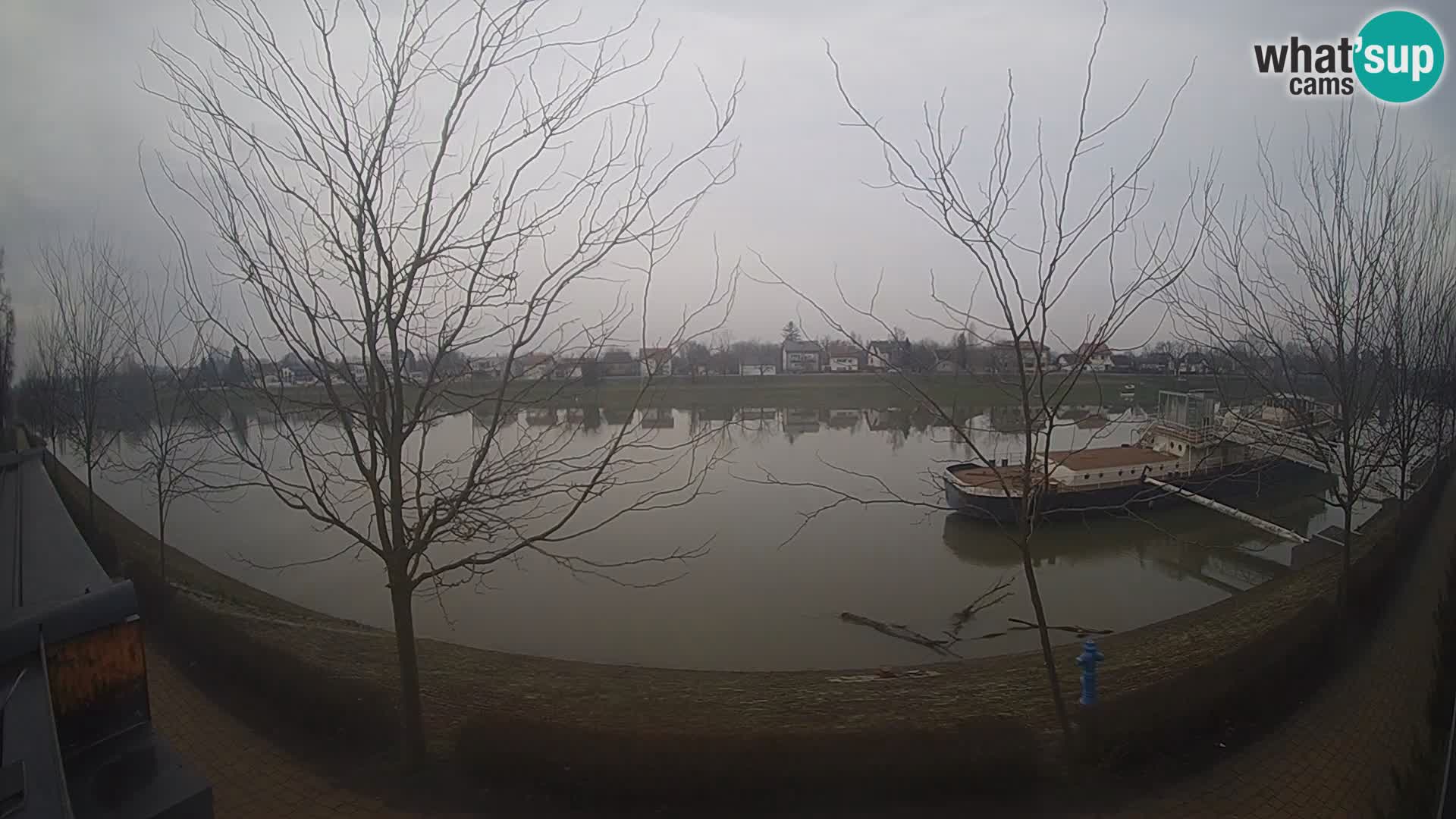 Sisak webcam en vivo Kolpa river view – Croacia