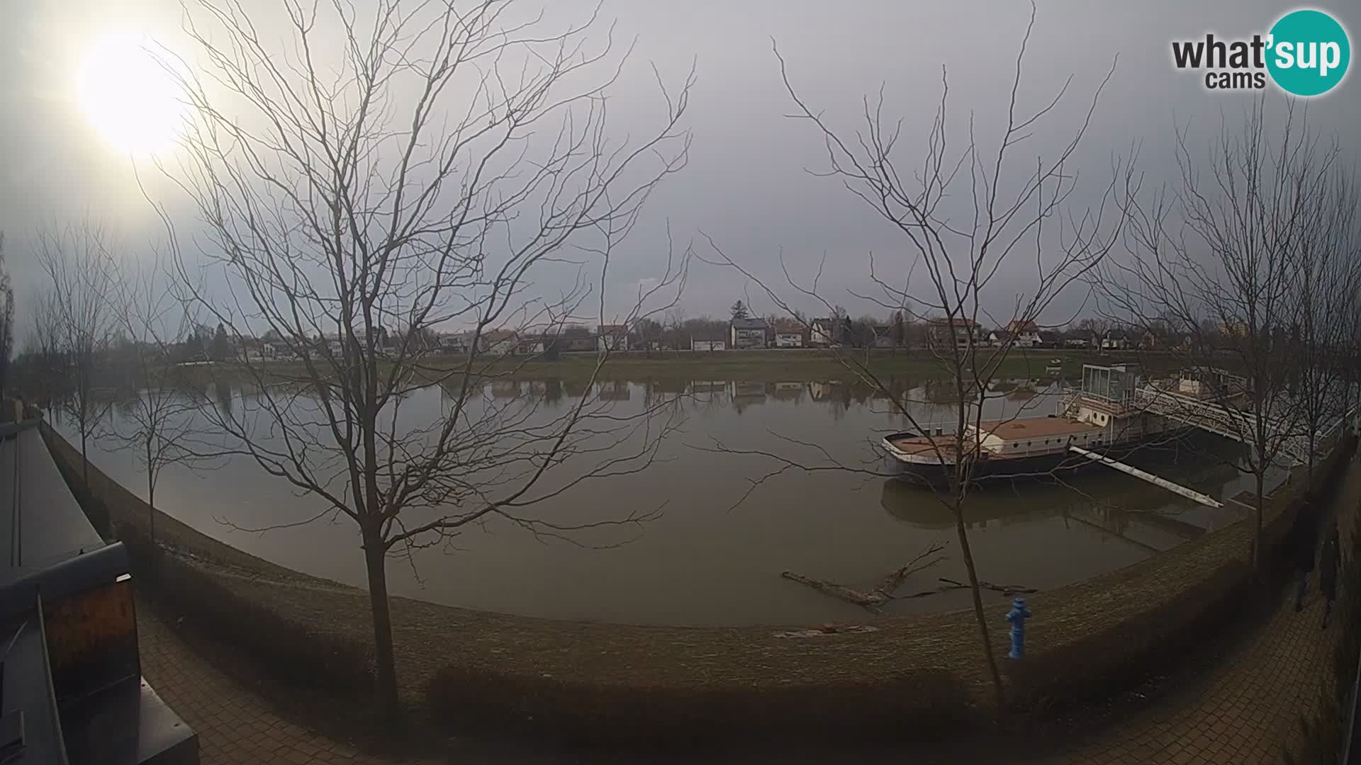 Sisak webcam en vivo Kolpa river view – Croacia