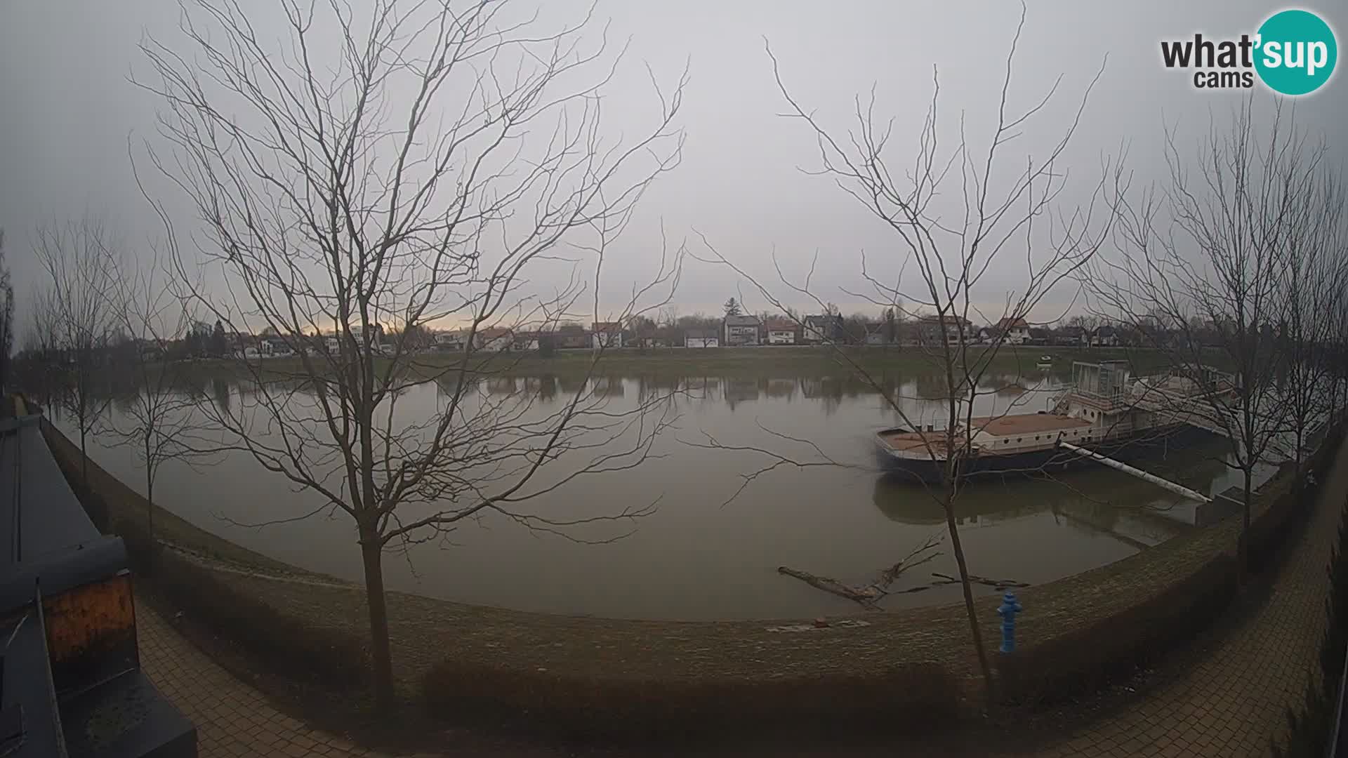 Sisak live webcam pogled na reku Kolpu