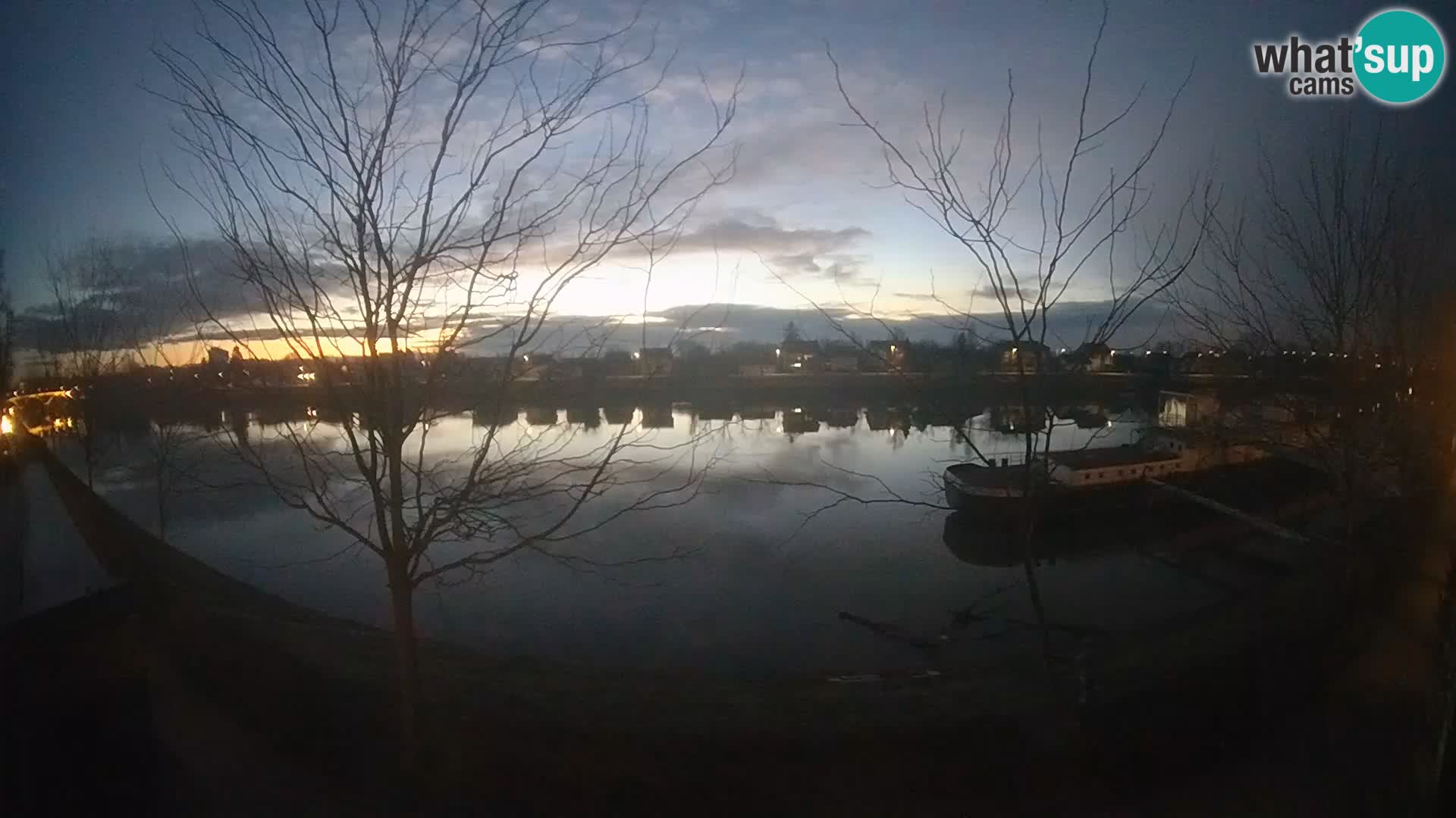 Sisak webcam en vivo Kolpa river view – Croacia