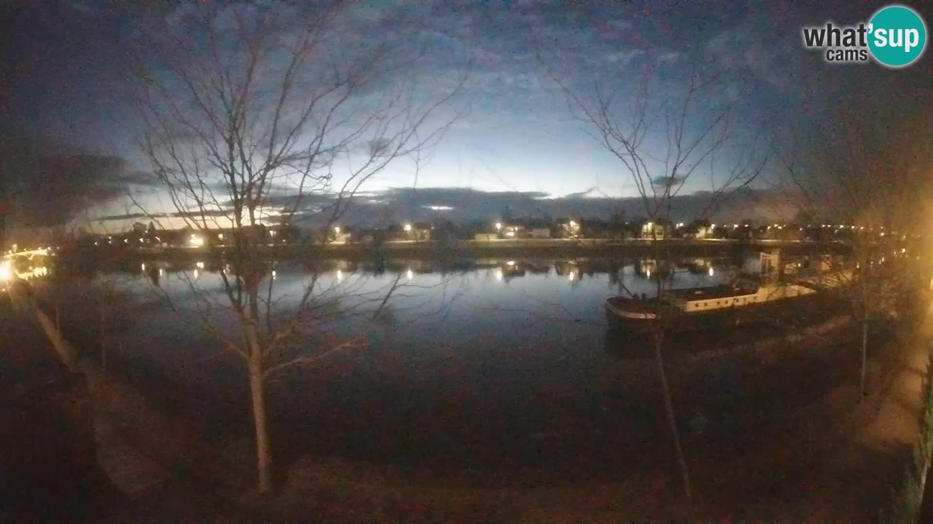 Sisak live webcam pogled na reku Kolpu