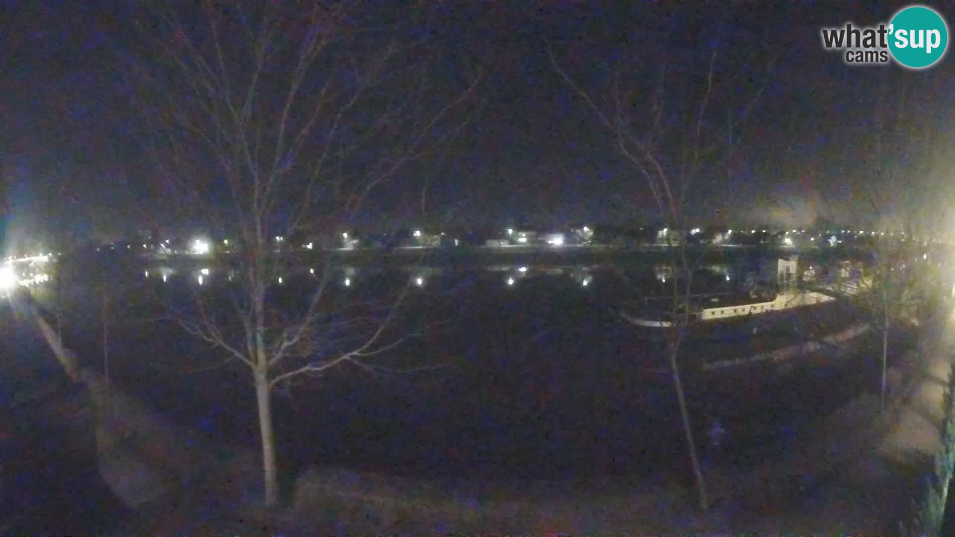 Sisak webcam en vivo Kolpa river view – Croacia