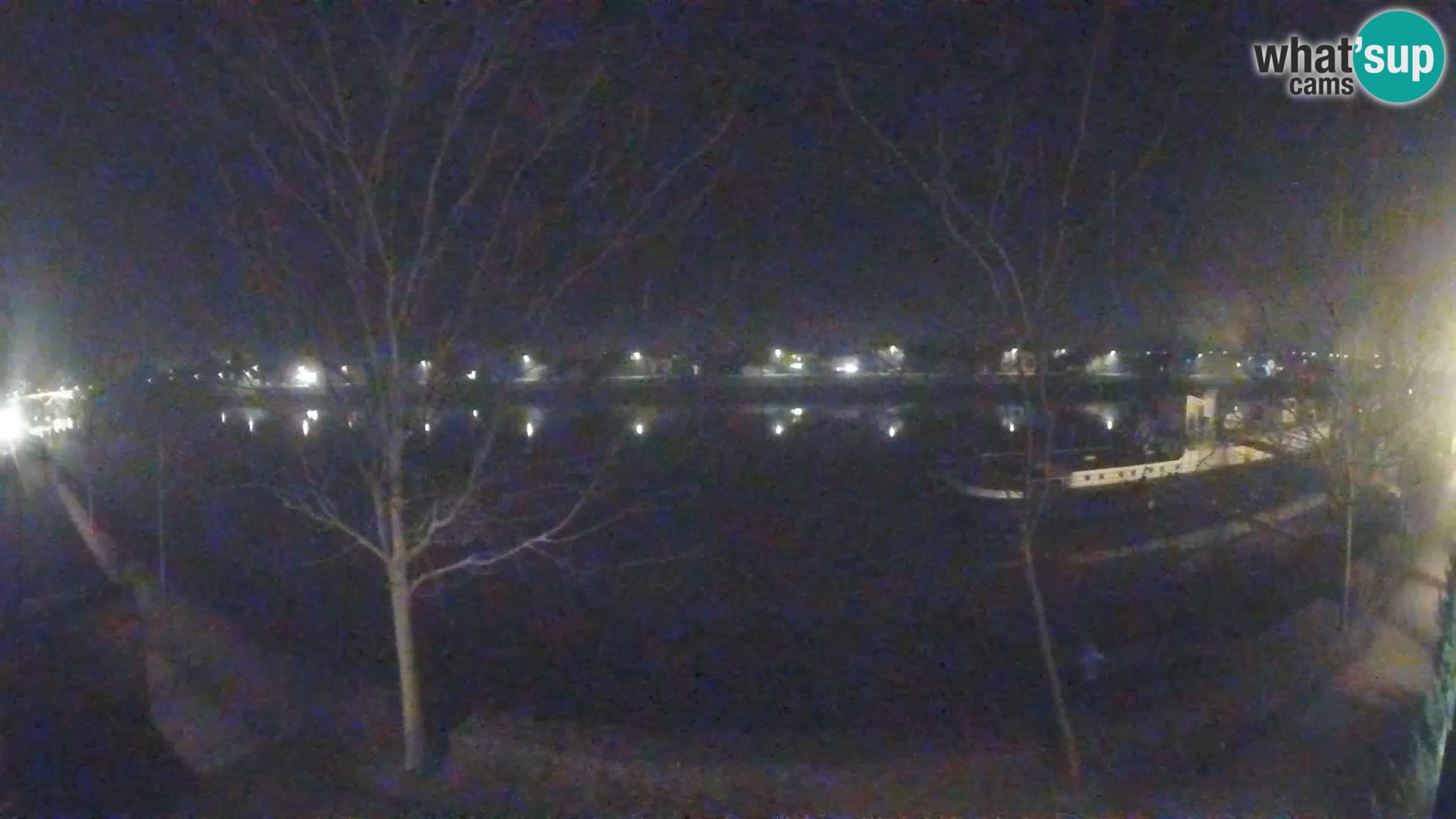 Sisak live webcam pogled na reku Kolpu