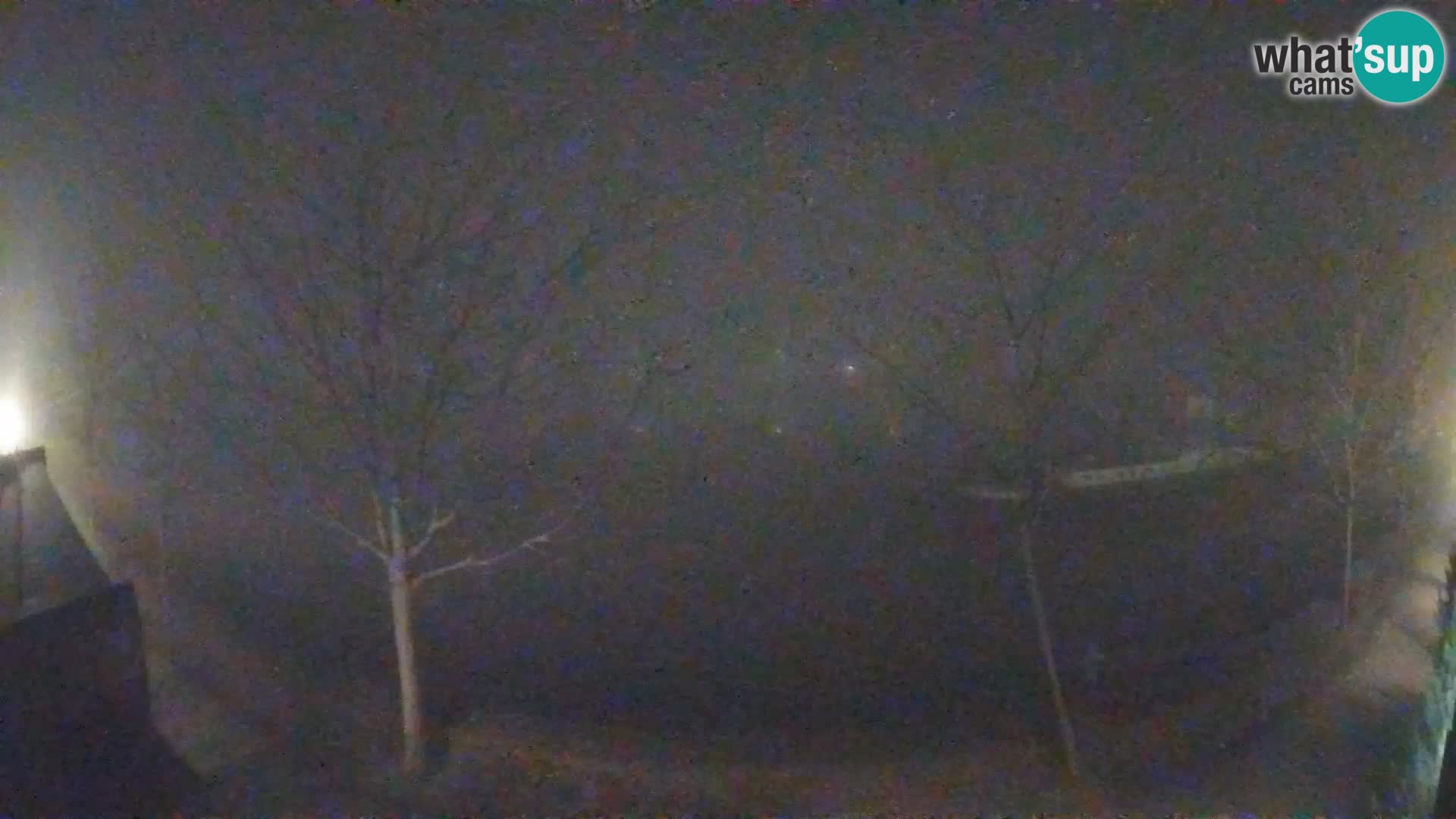 Sisak spletna kamera v živo Pogled na reko Kolpo – Hrvaška