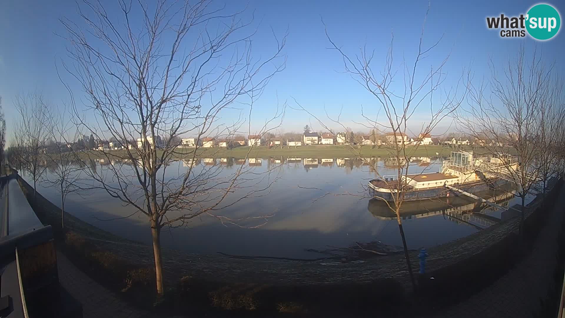 Sisak webcam en vivo Kolpa river view – Croacia