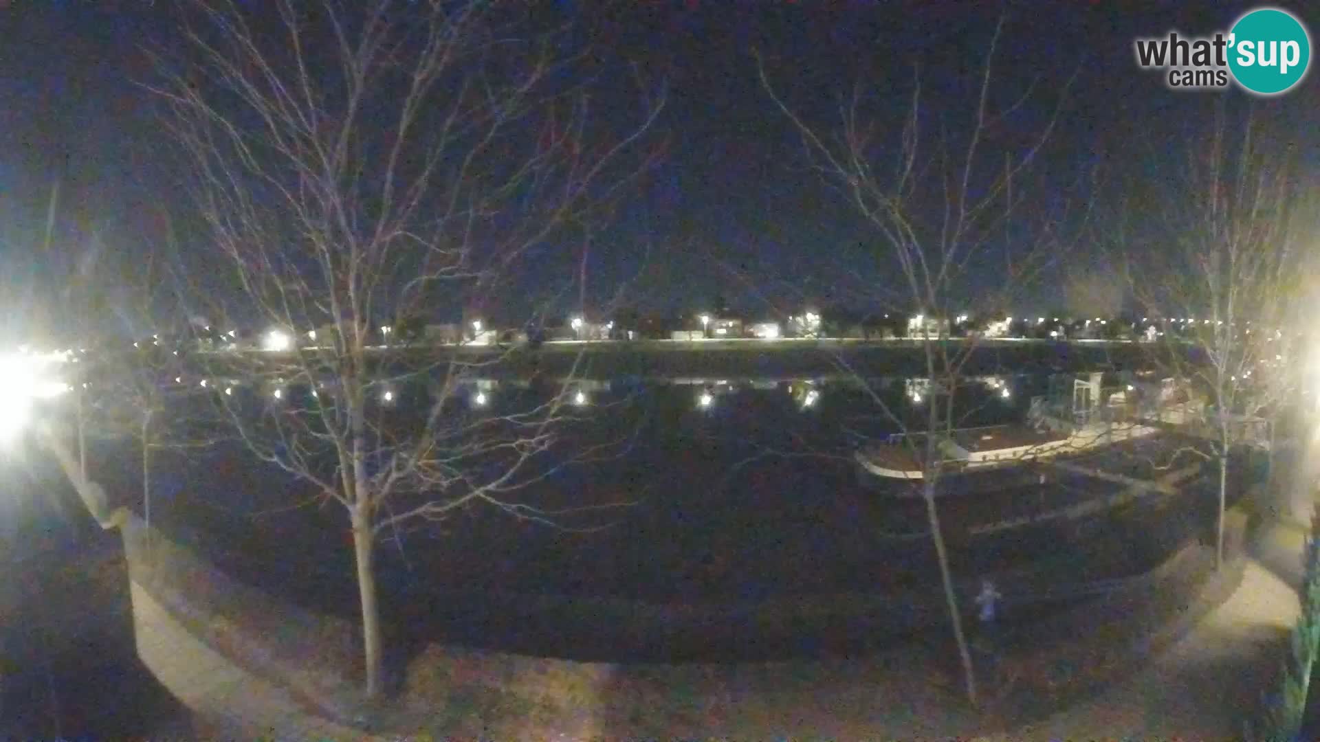 Sisak spletna kamera v živo Pogled na reko Kolpo – Hrvaška