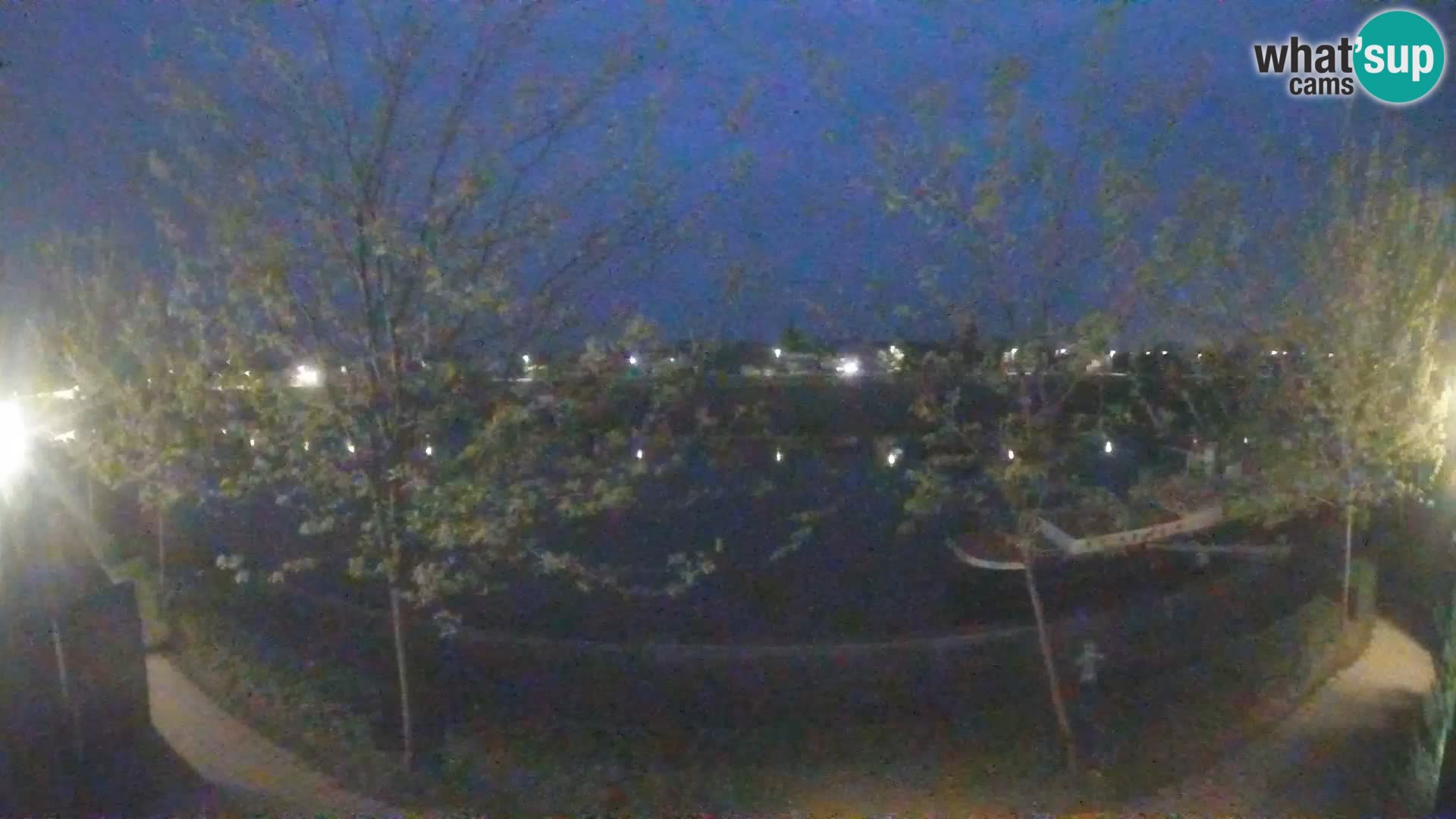 Sisak spletna kamera v živo Pogled na reko Kolpo – Hrvaška