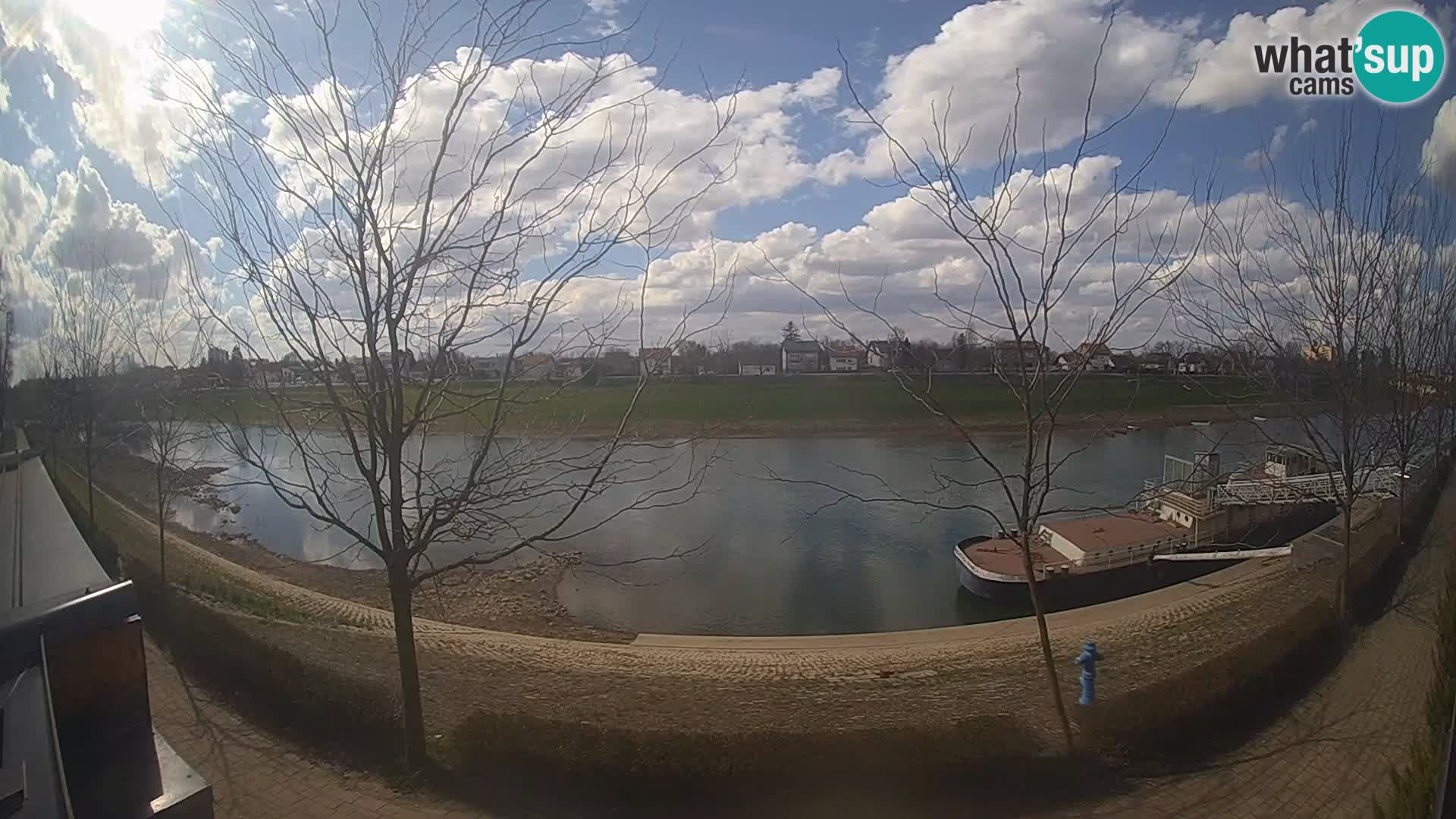 Sisak webcam en vivo Kolpa river view – Croacia