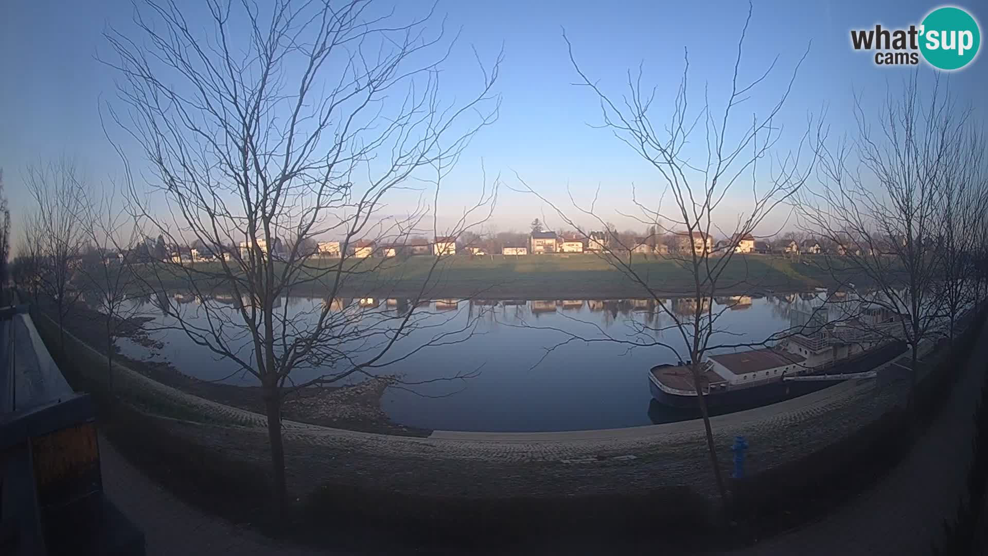 Sisak live webcam Kolpa river view – Croatia