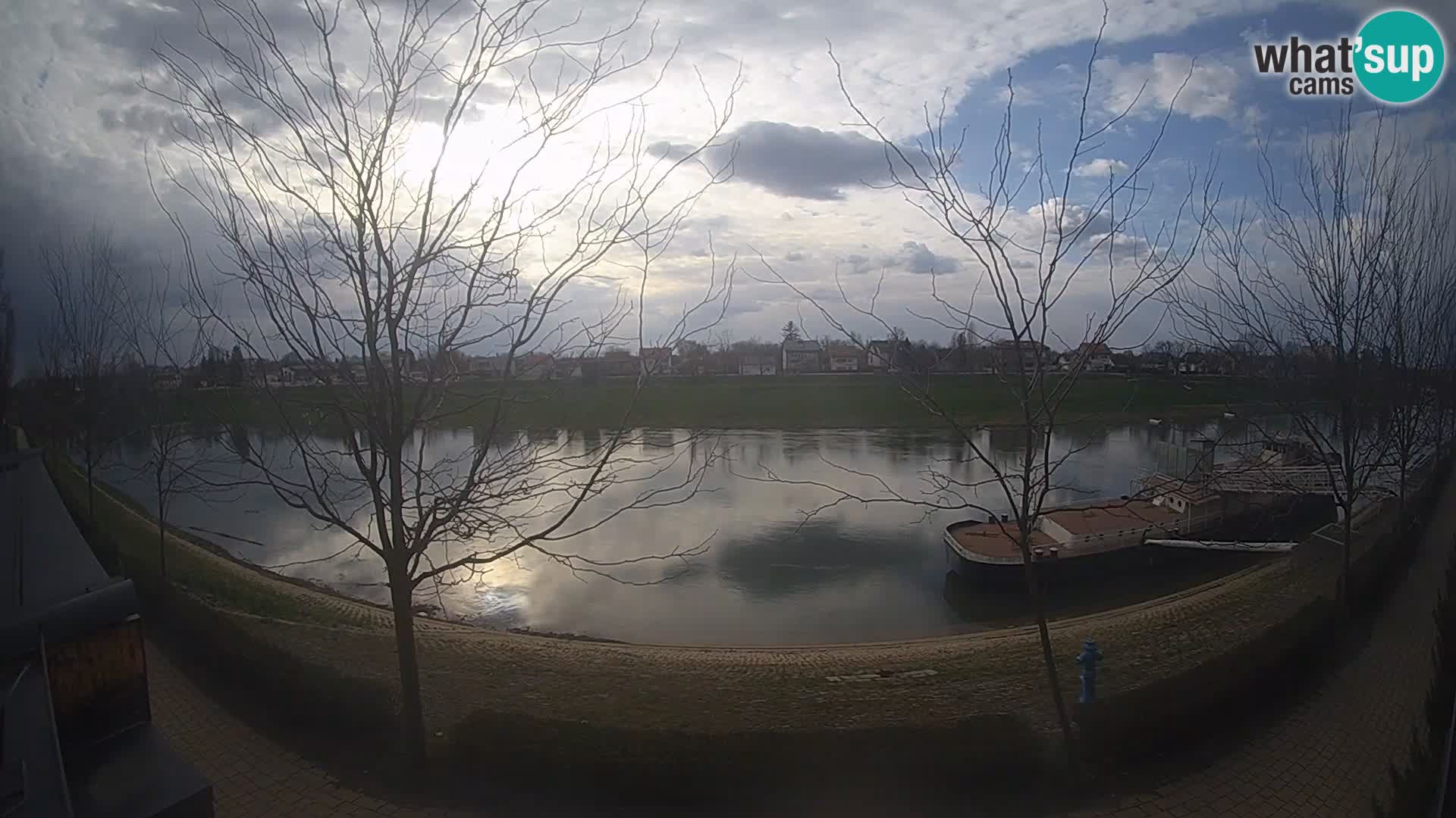 Sisak live webcam – vista sul fiume Kolpa – Croazia
