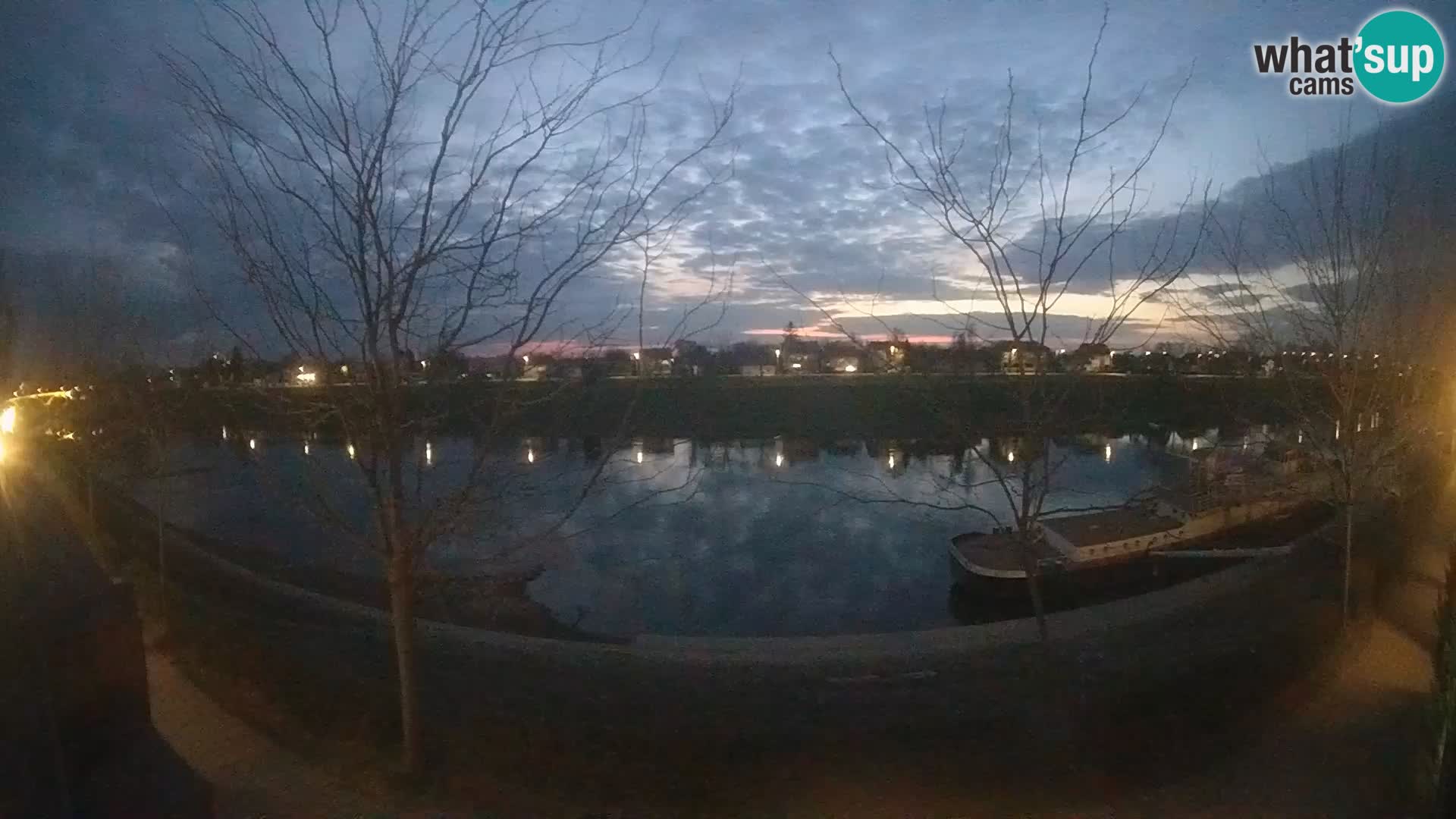 Sisak live webcam pogled na reku Kolpu