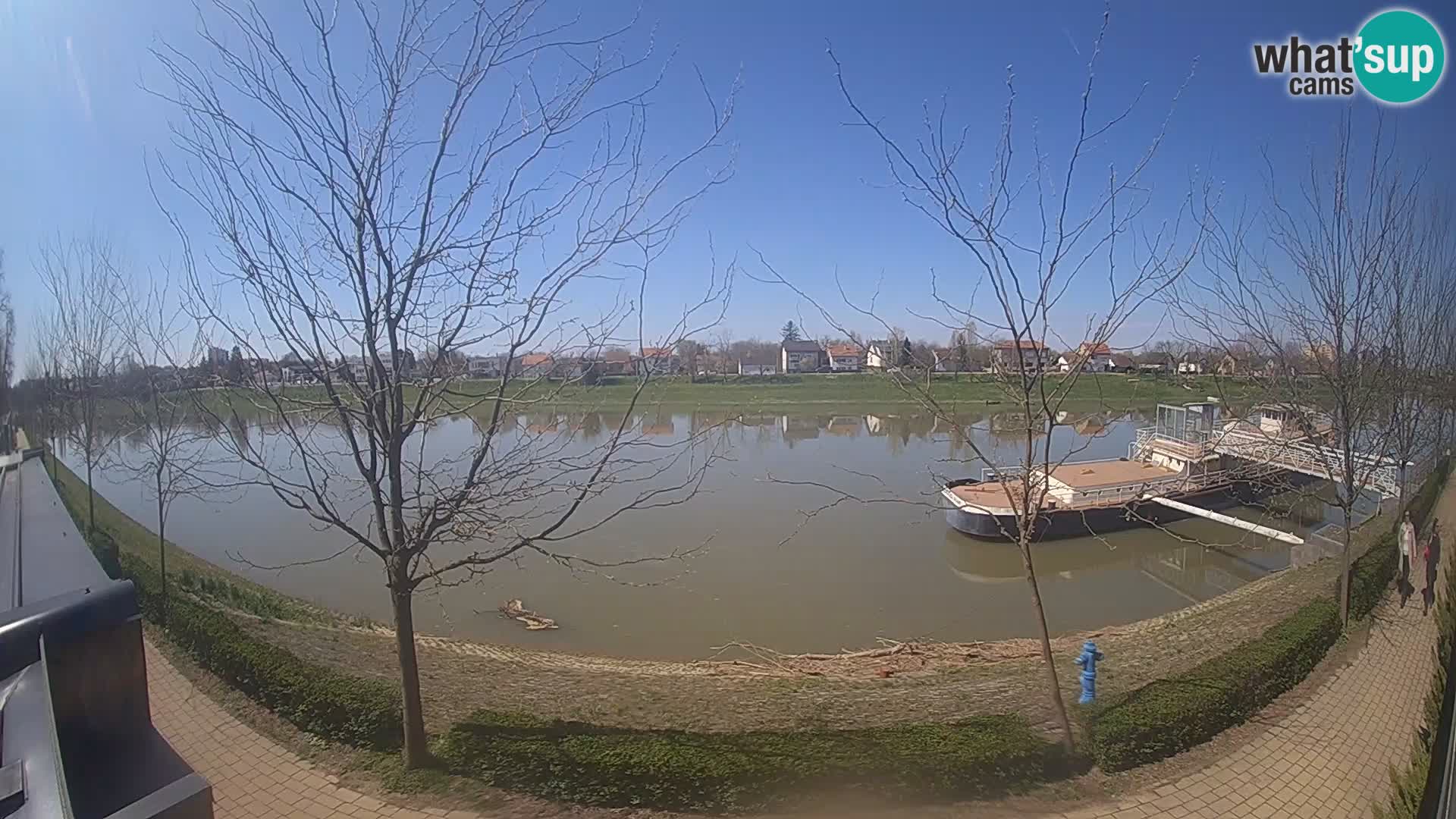 Sisak spletna kamera v živo Pogled na reko Kolpo – Hrvaška