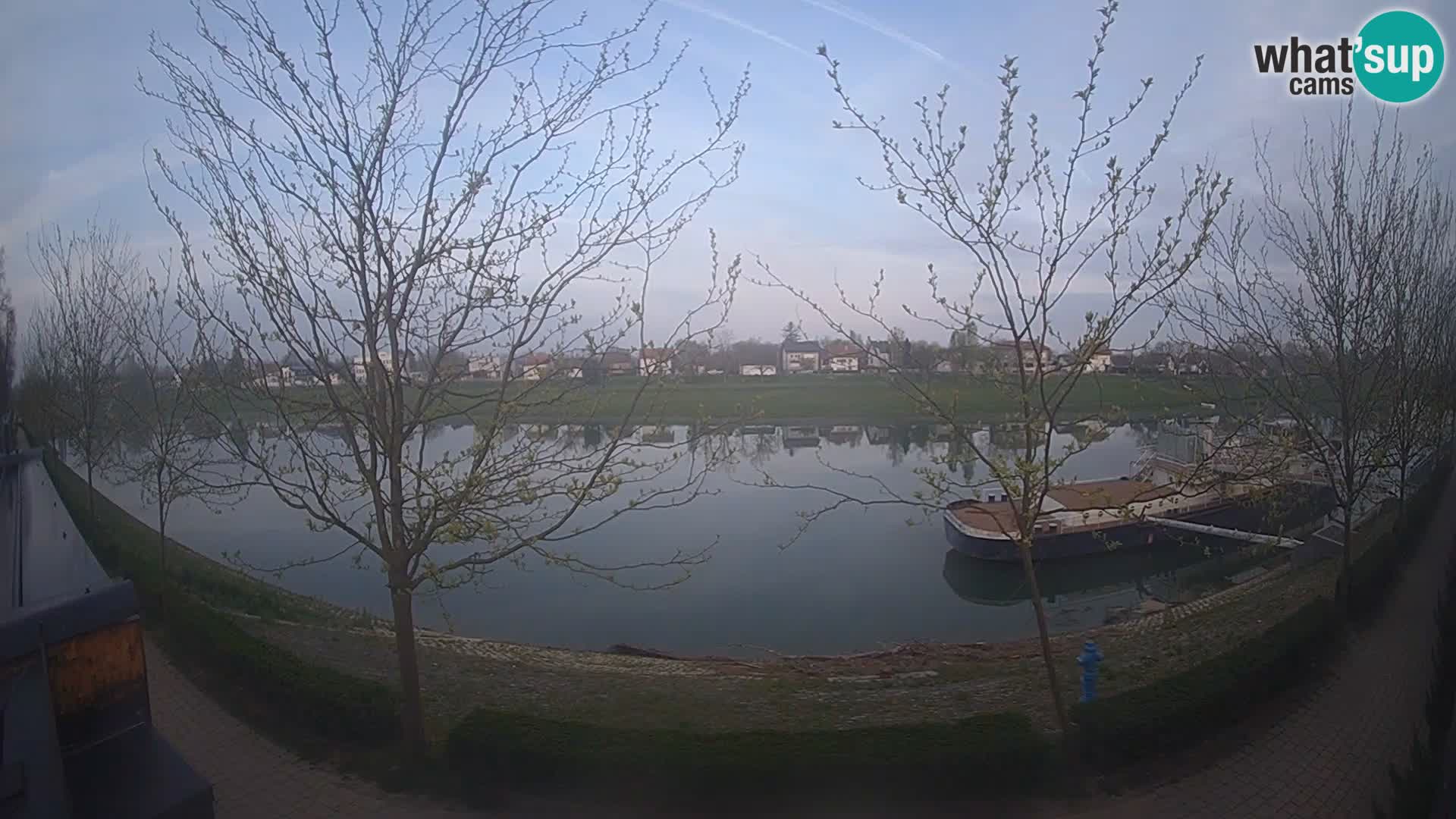 Sisak live webcam pogled na reku Kolpu