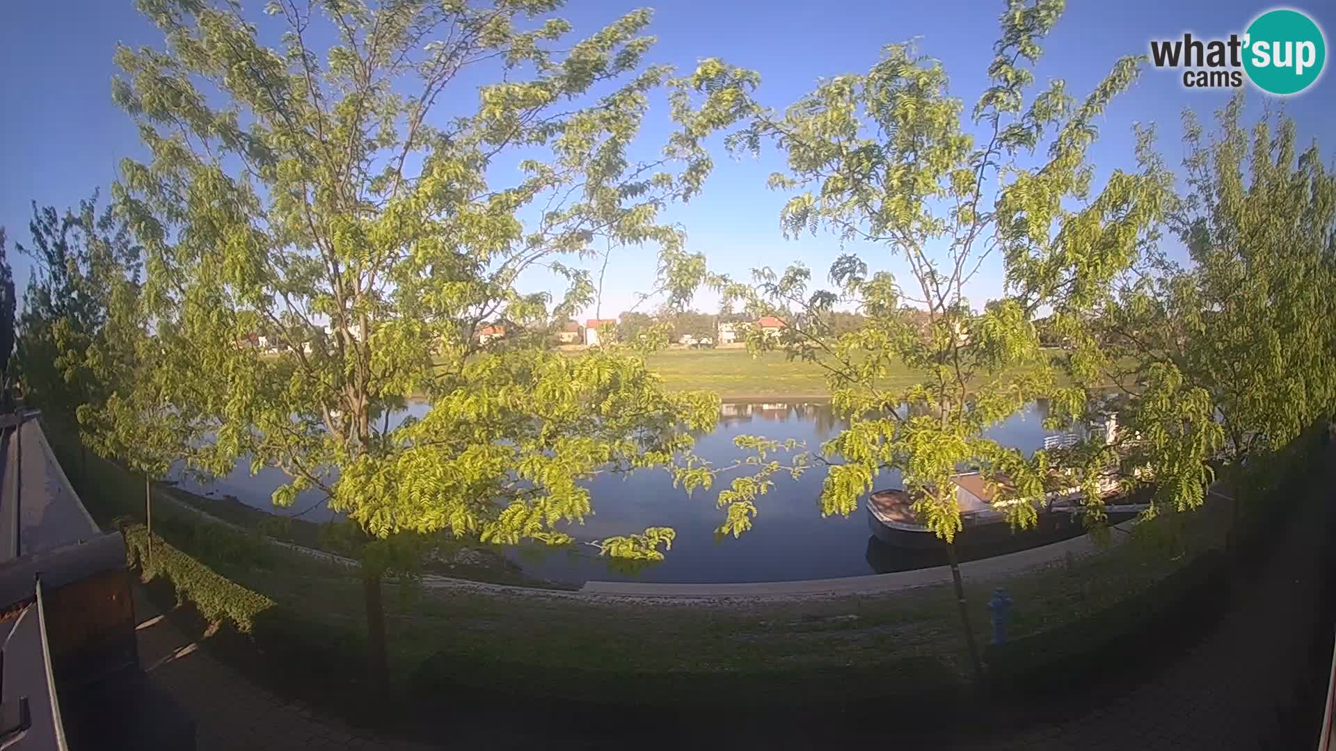 Sisak webcam en vivo Kolpa river view – Croacia