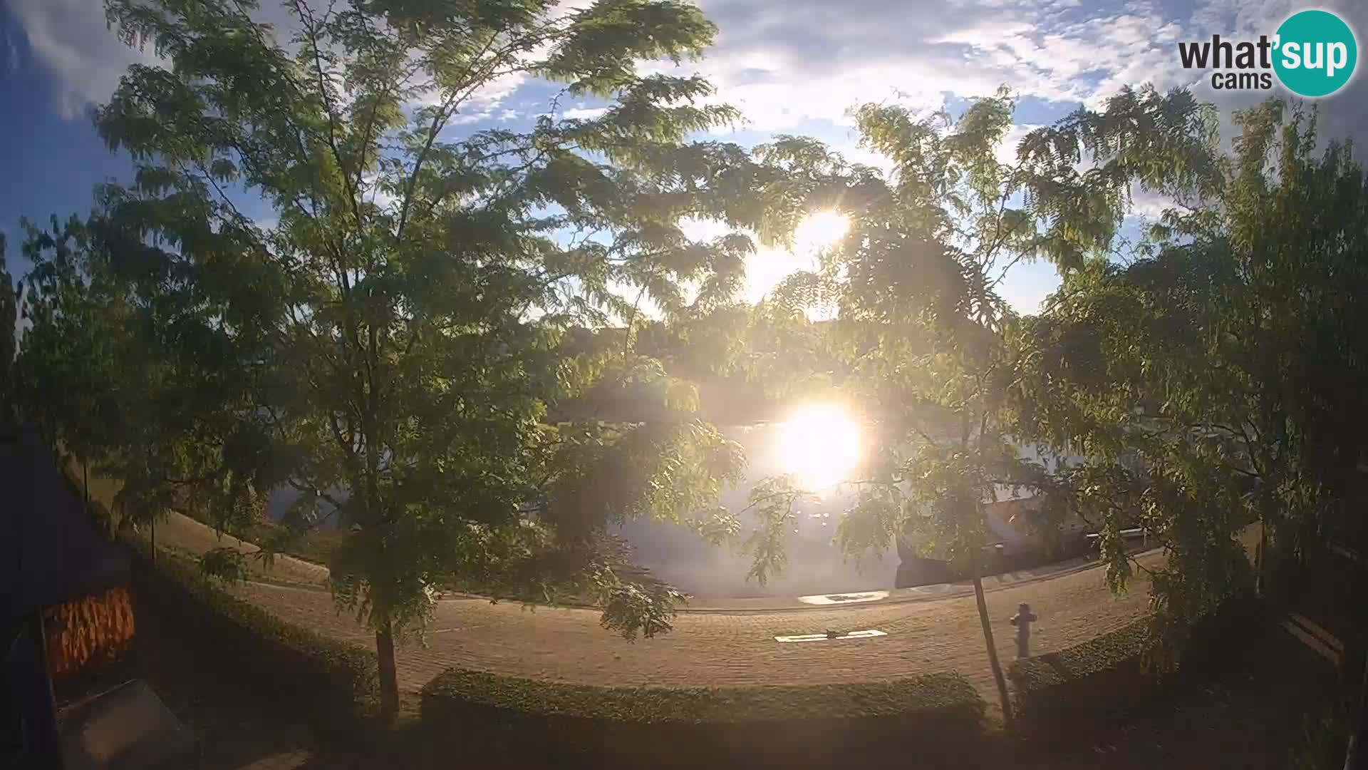 Sisak webcam en vivo Kolpa river view – Croacia