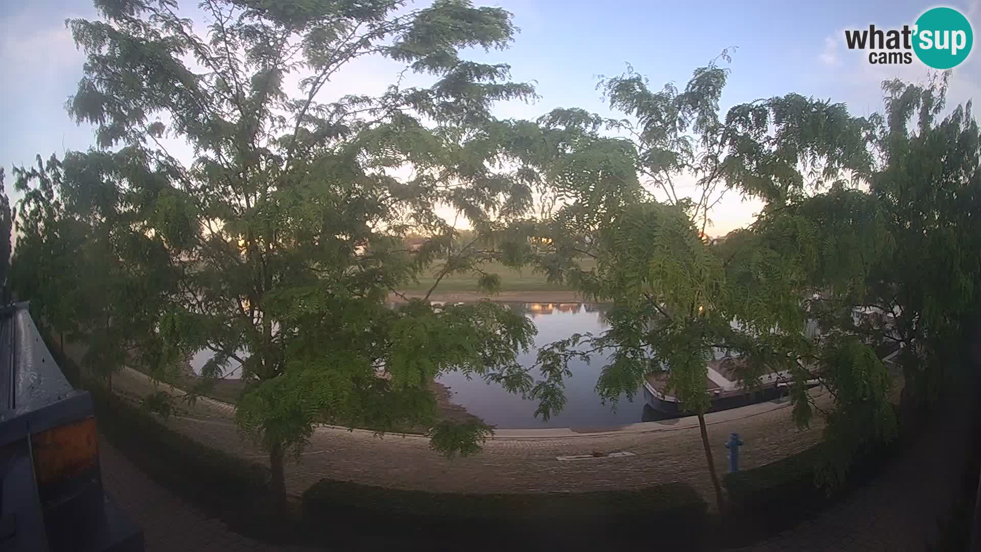 Sisak webcam en vivo Kolpa river view – Croacia