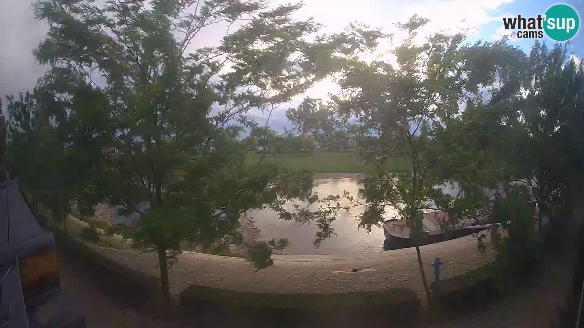 Sisak webcam en direct – vue sur la rivière Kolpa – Croatie