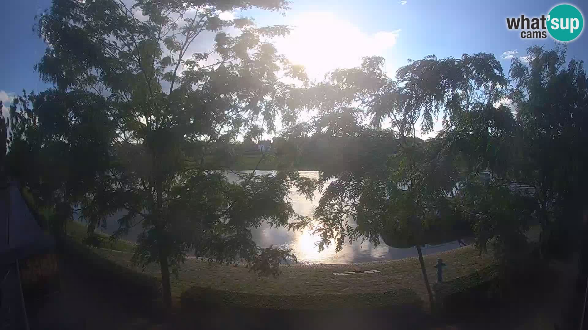 Sisak live webcam pogled na reku Kolpu
