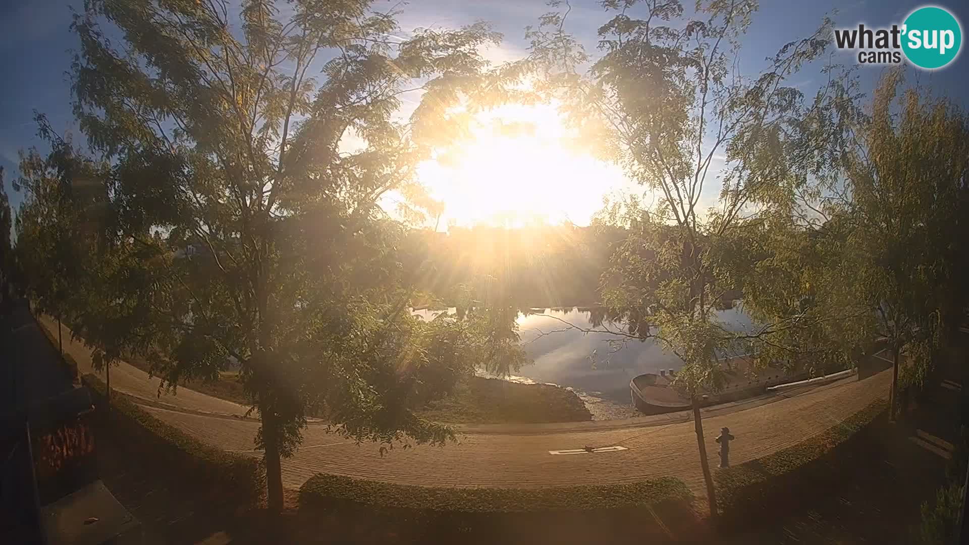 Sisak live webcam pogled na reku Kolpu