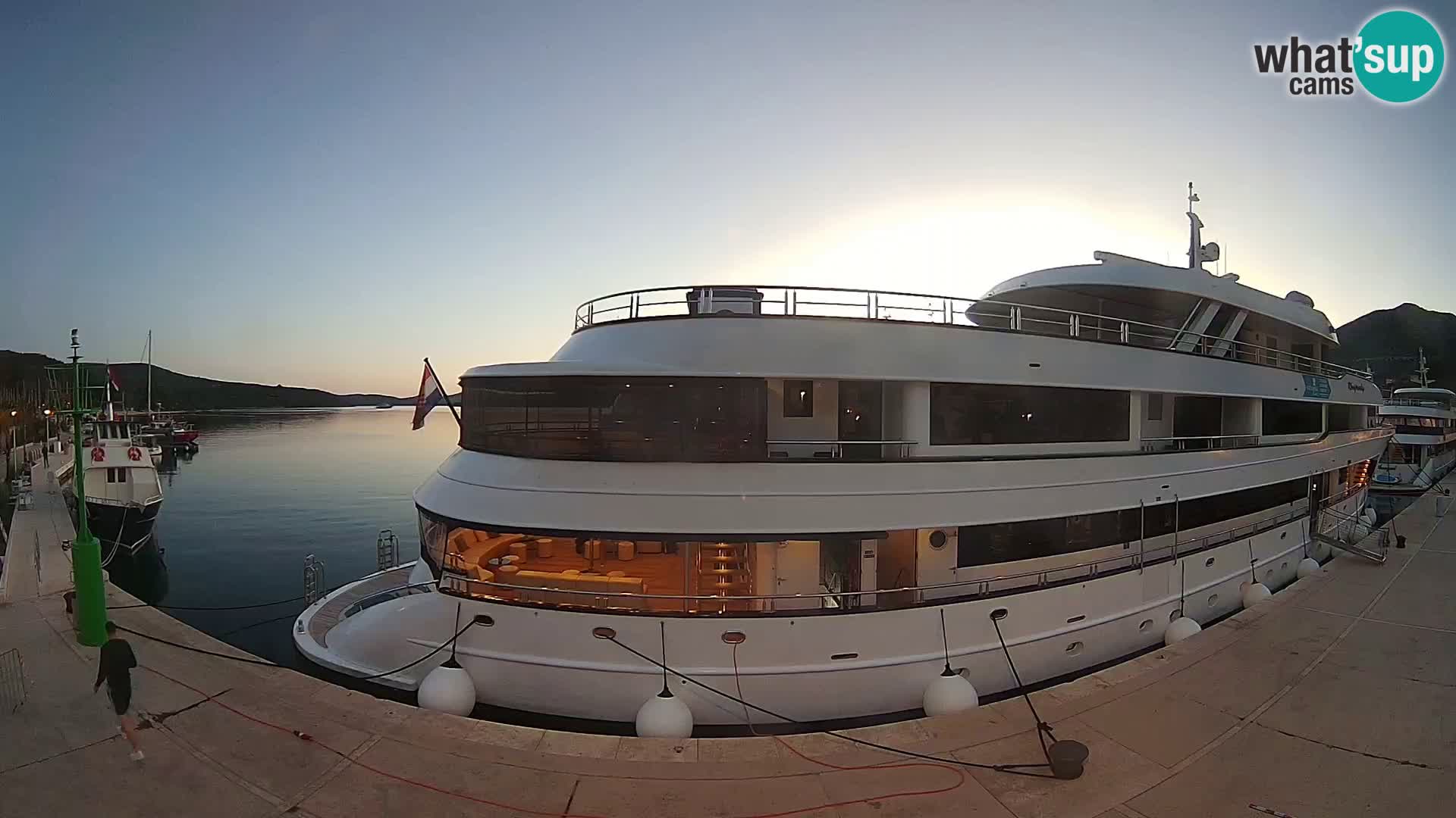 Spletna kamera Slano – Riva