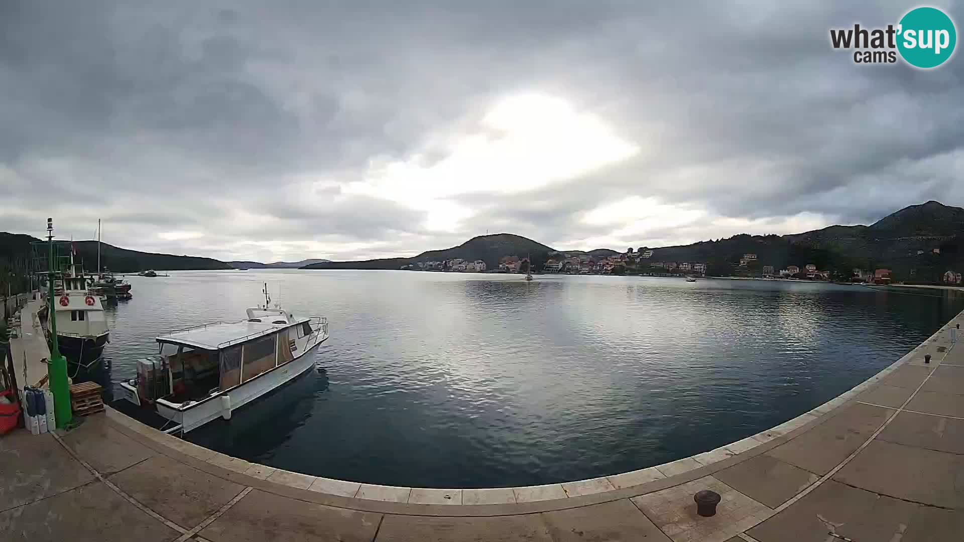 Spletna kamera Slano – Riva