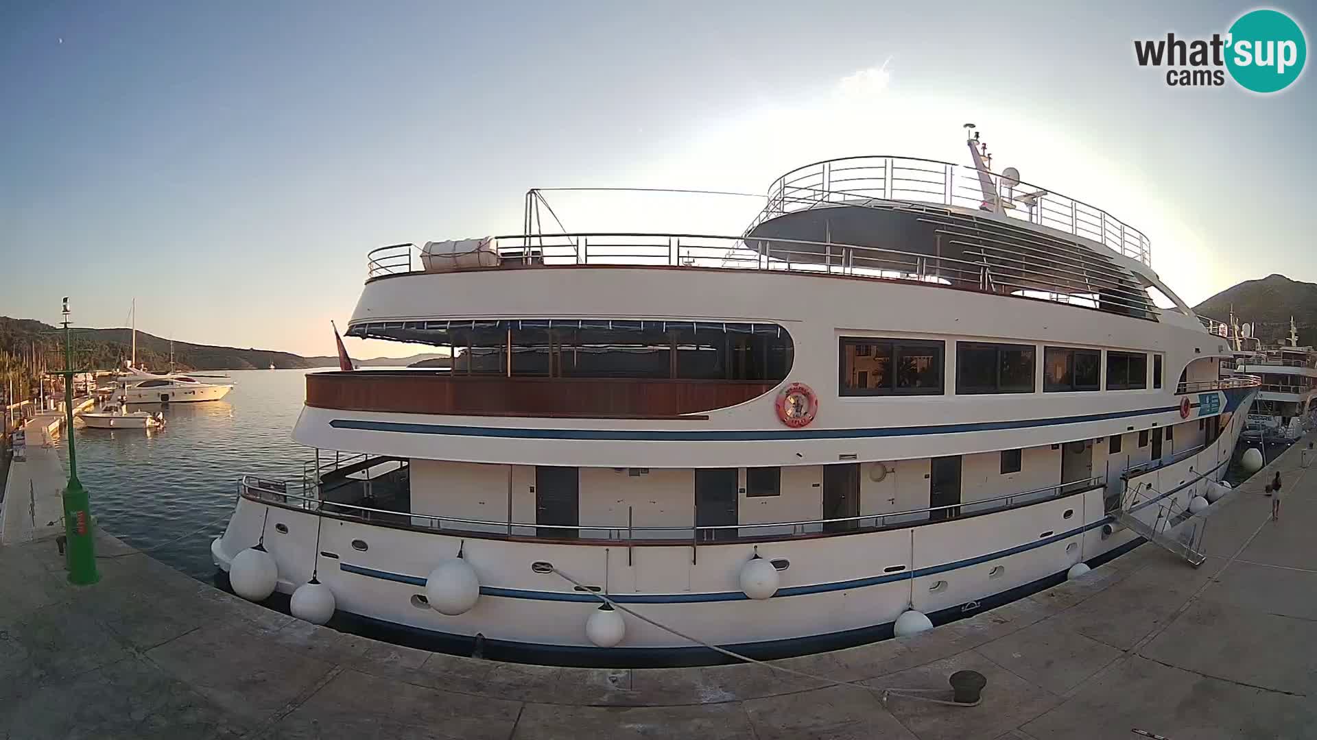 Spletna kamera Slano – Riva