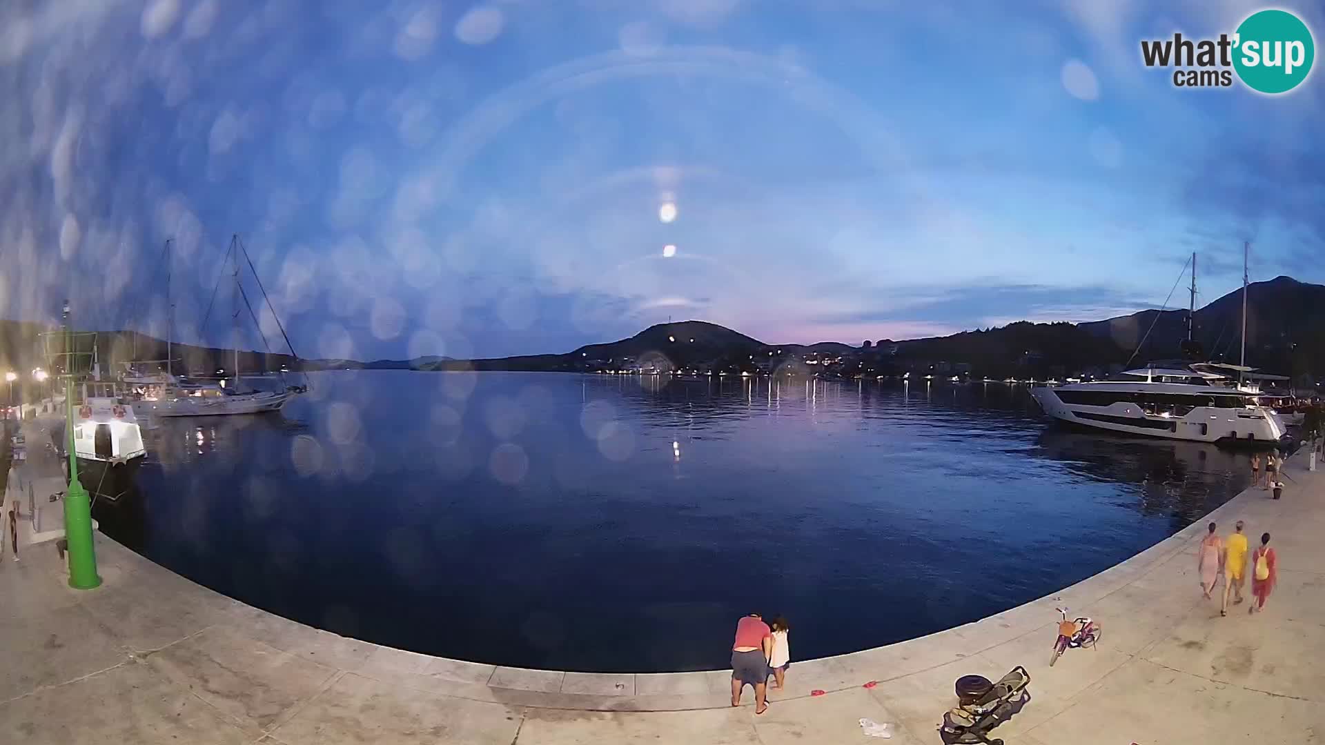 Spletna kamera Slano – Riva