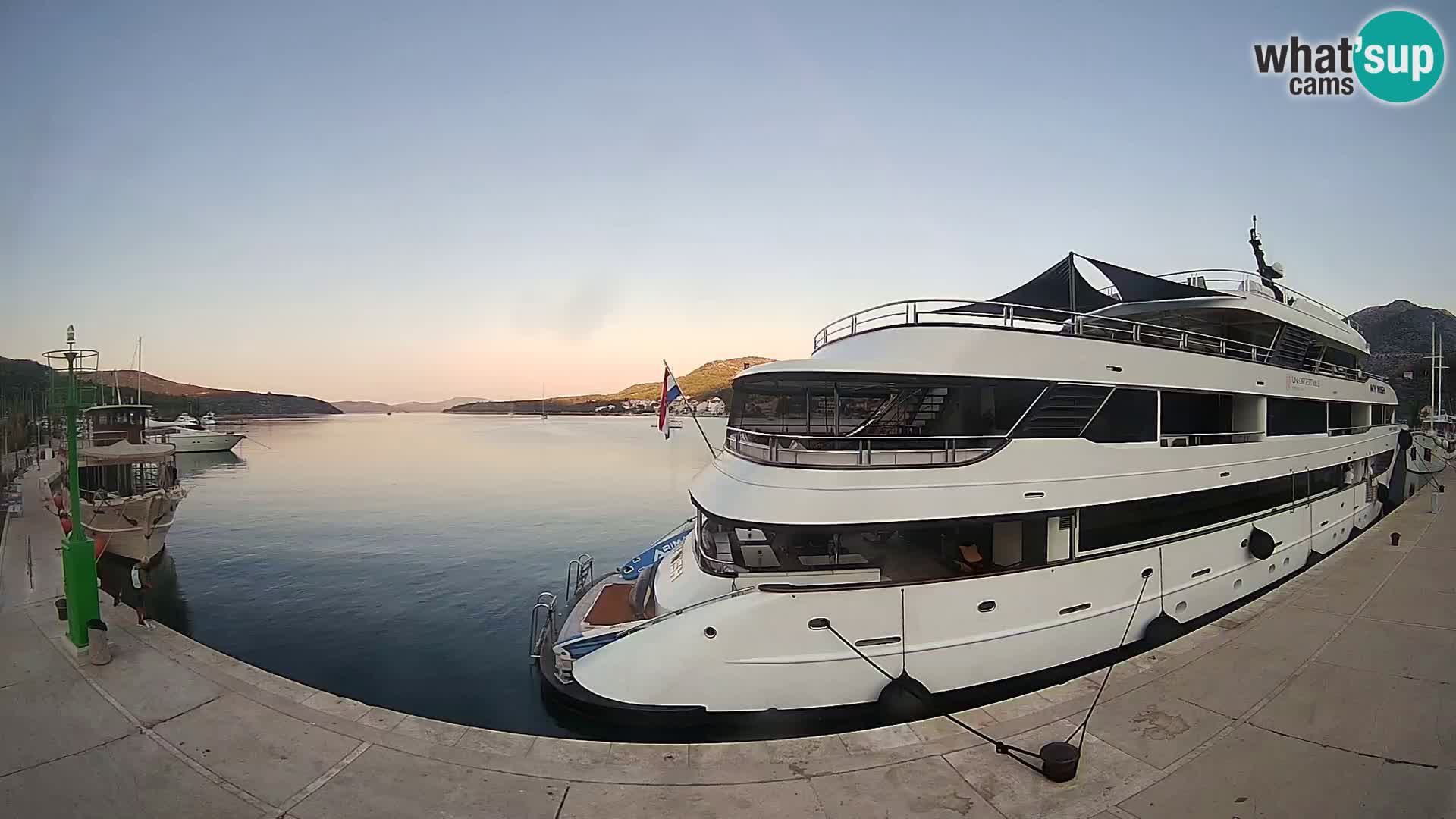 Spletna kamera Slano – Riva